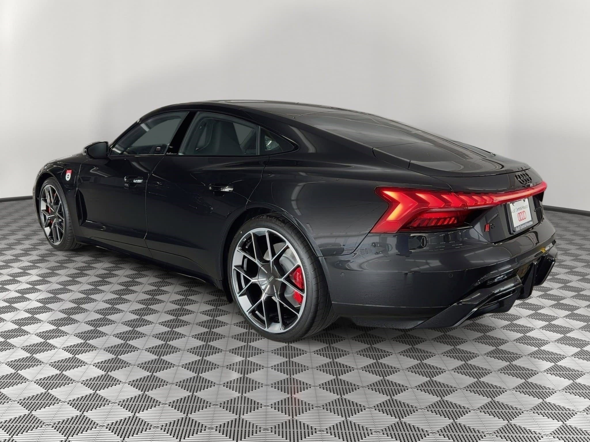 RS E-tron GT Performance Sedan