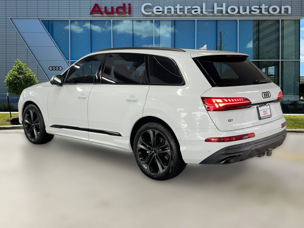 New 2026 Audi Q7 55 Premium Plus SUV