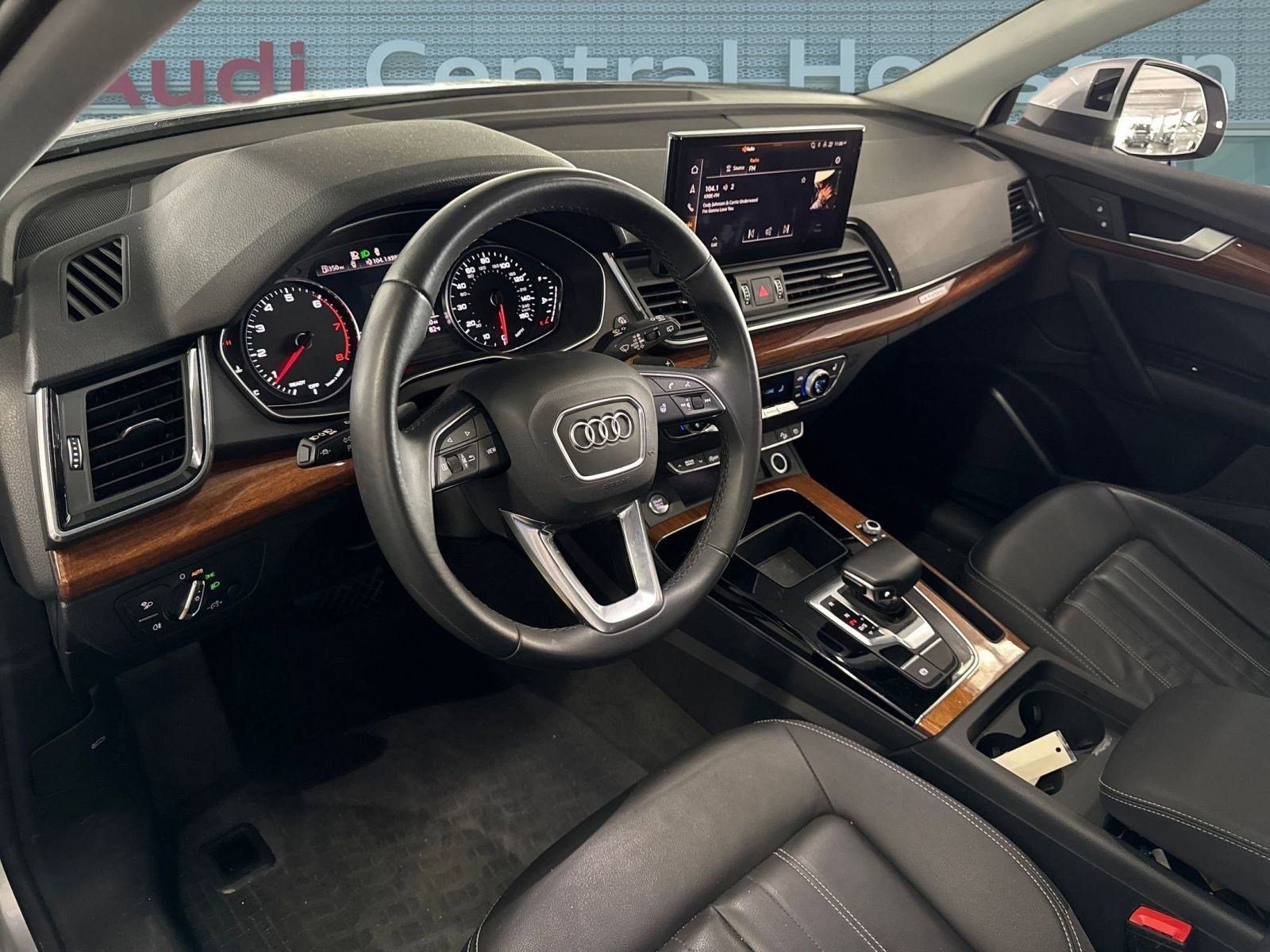 2023 Audi Q5 Premium photo 4