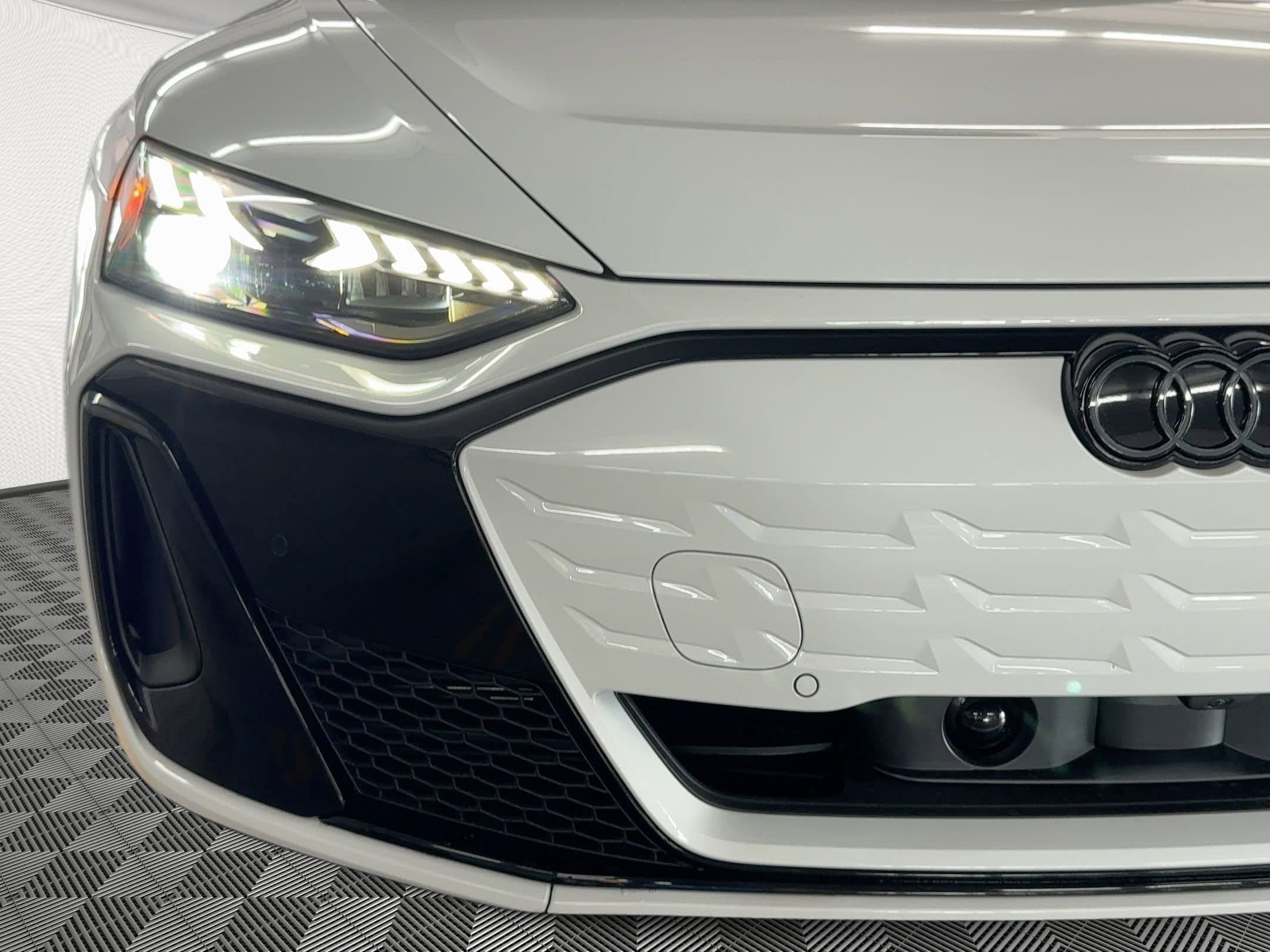 2026 Audi S e-tron GT Premium Plus - Photo 11