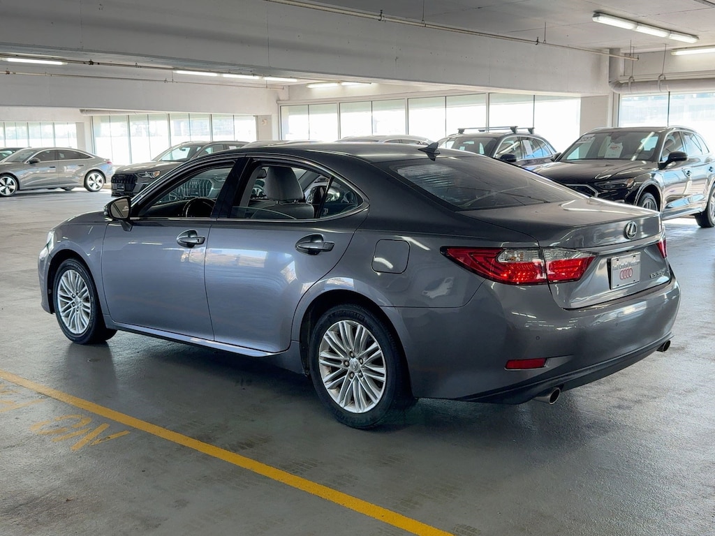 Used 2013 Lexus ES 350 4dr Sdn Sedan