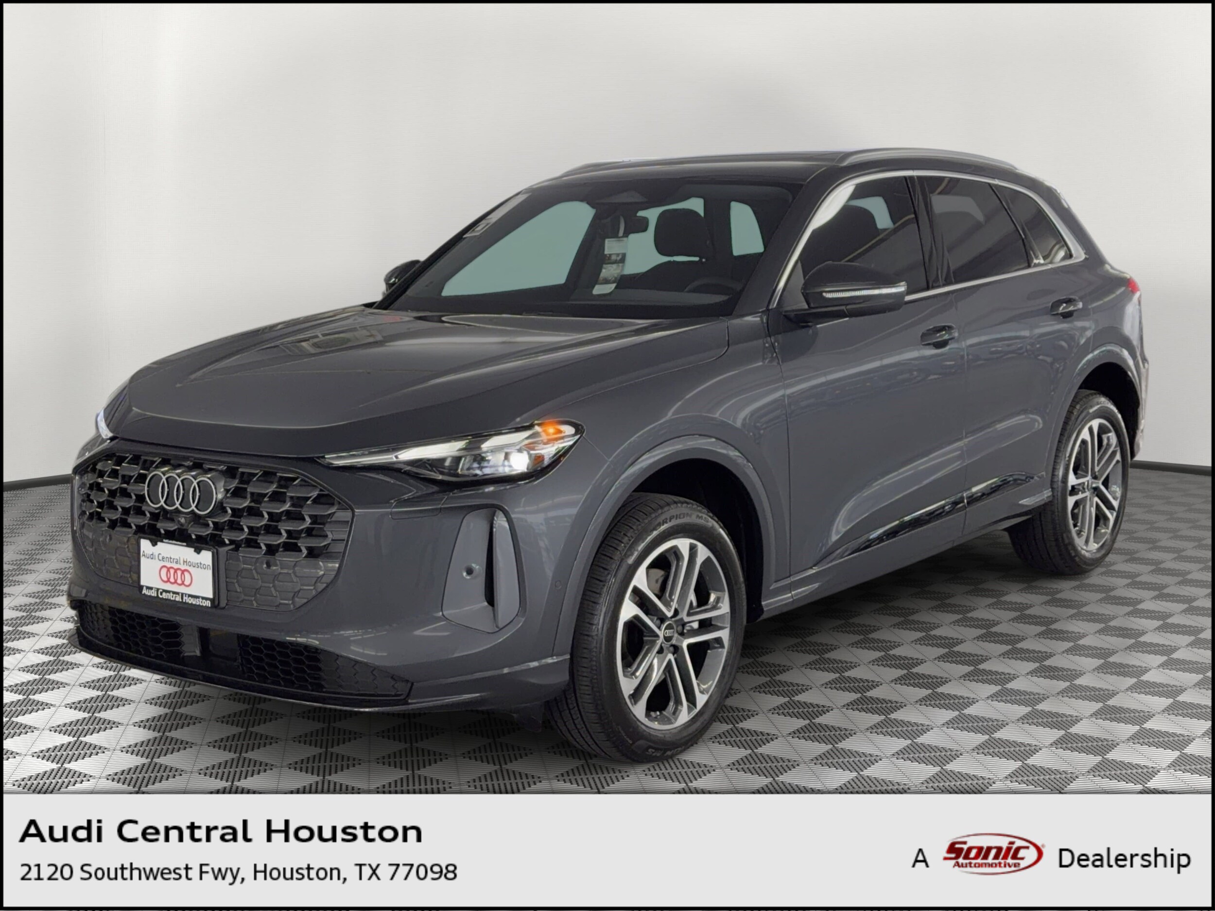 2026 Audi Q5 Premium quattro's photo