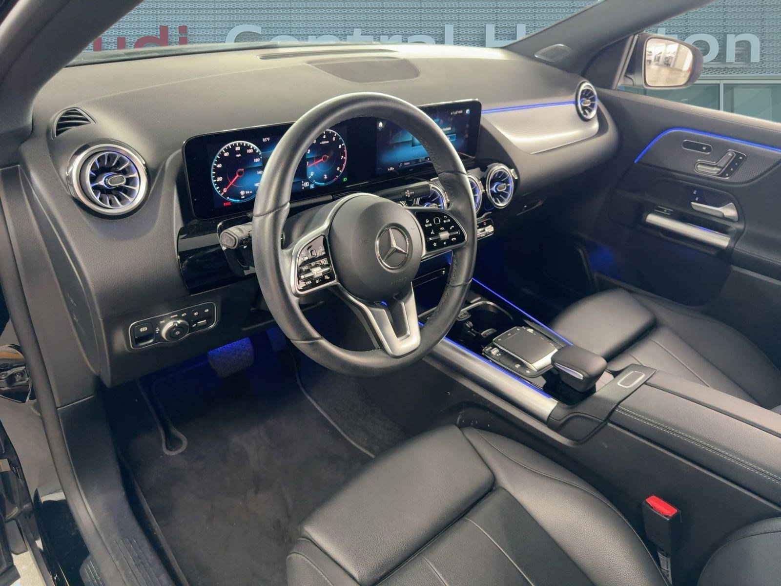 2023 Mercedes Benz GLA 250 photo 3