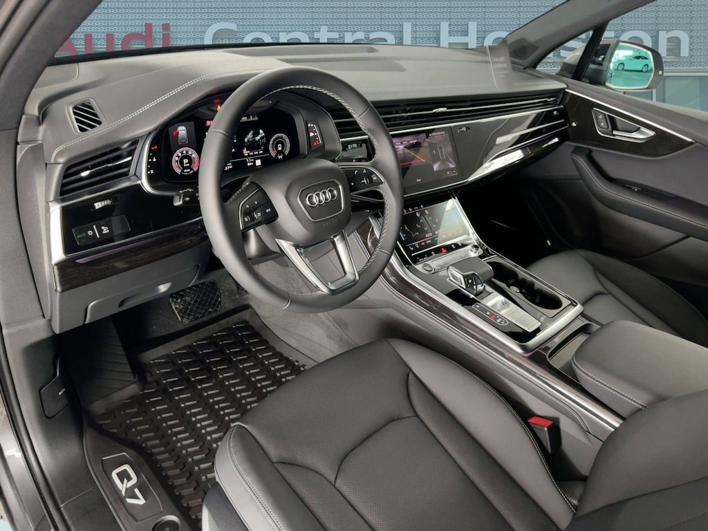 New 2026 Audi Q7 Premium Plus SUV