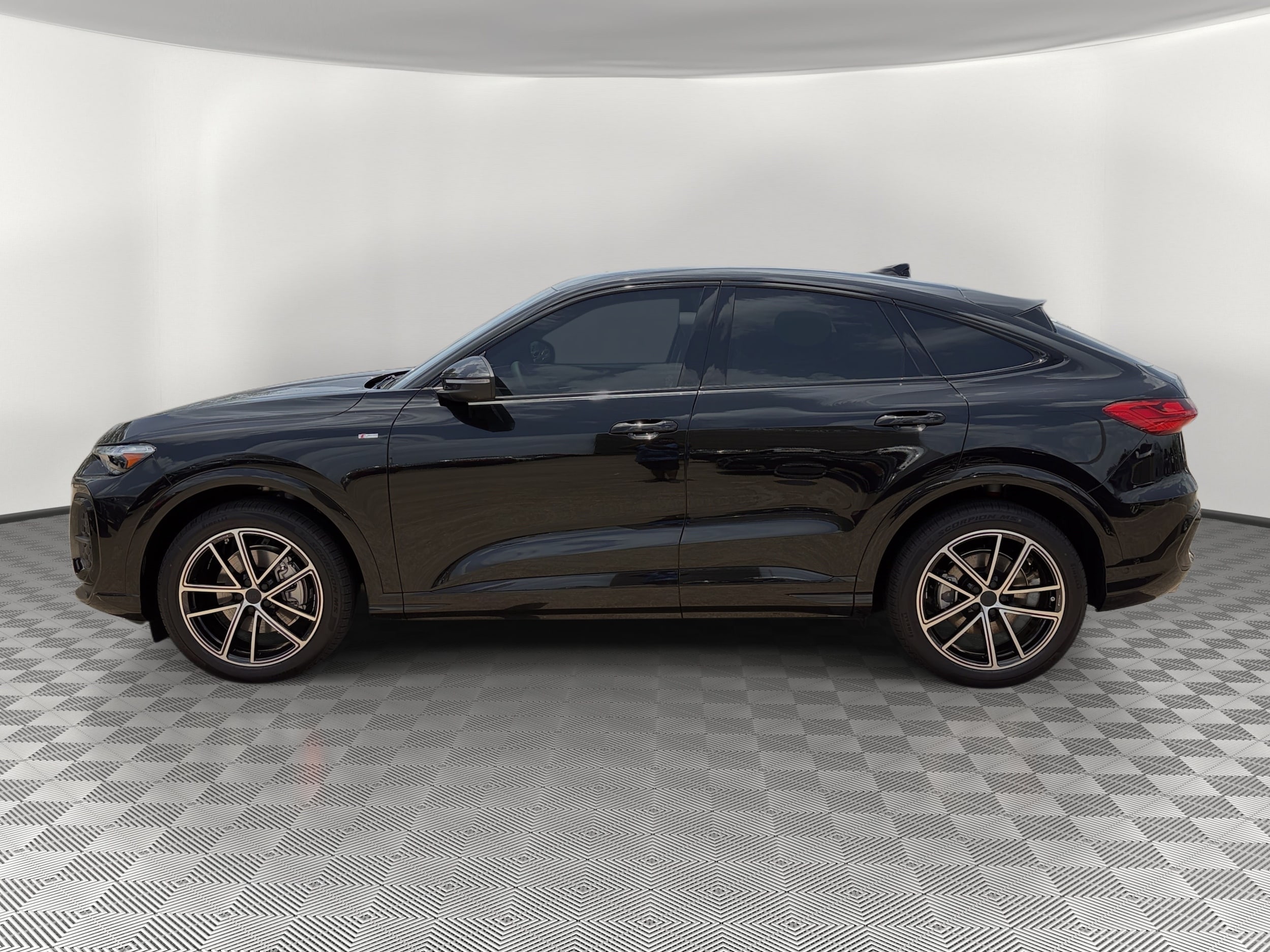 Q5 Sportback Prestige SUV