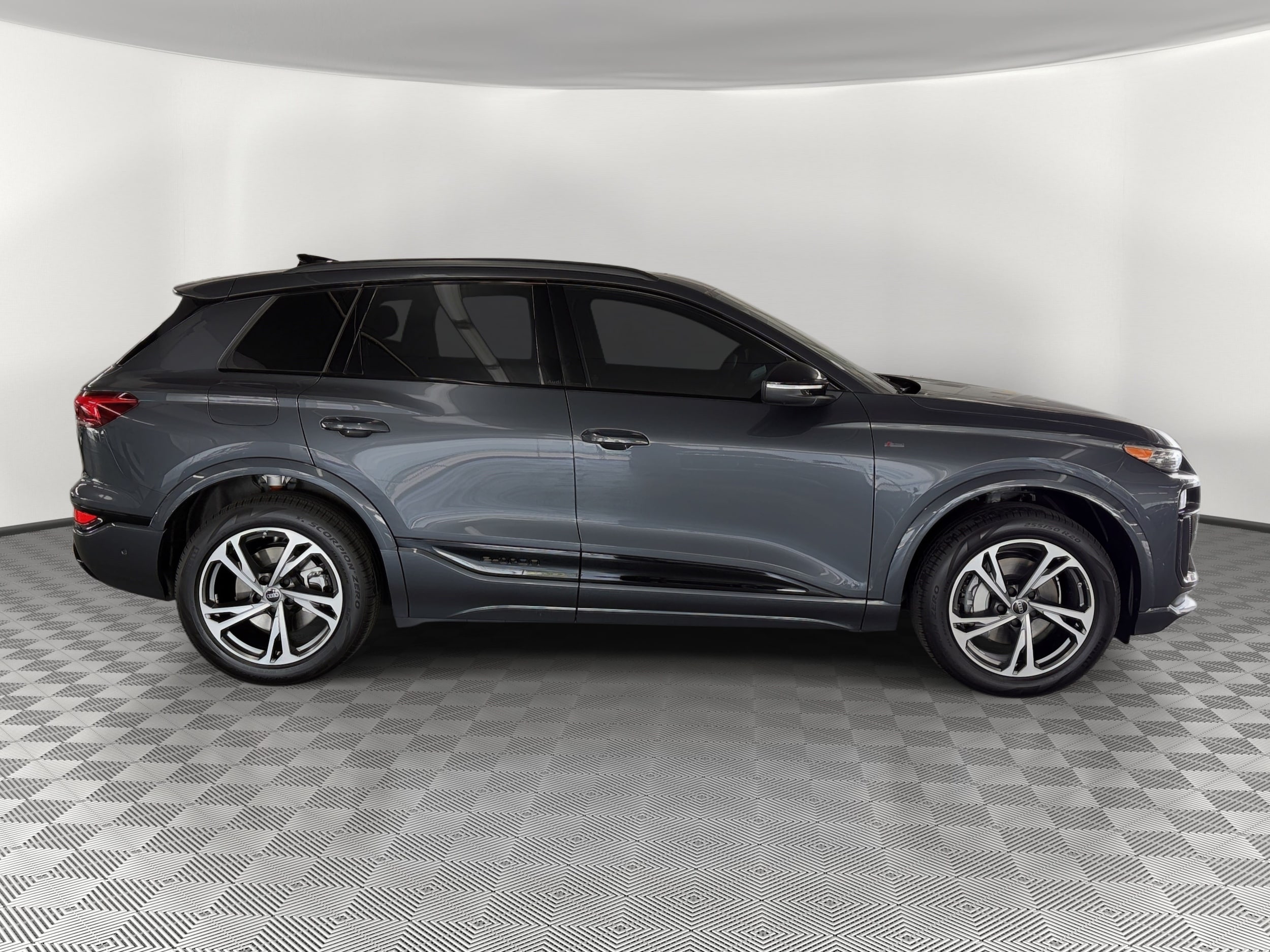 Q6 E-tron Premium Plus SUV