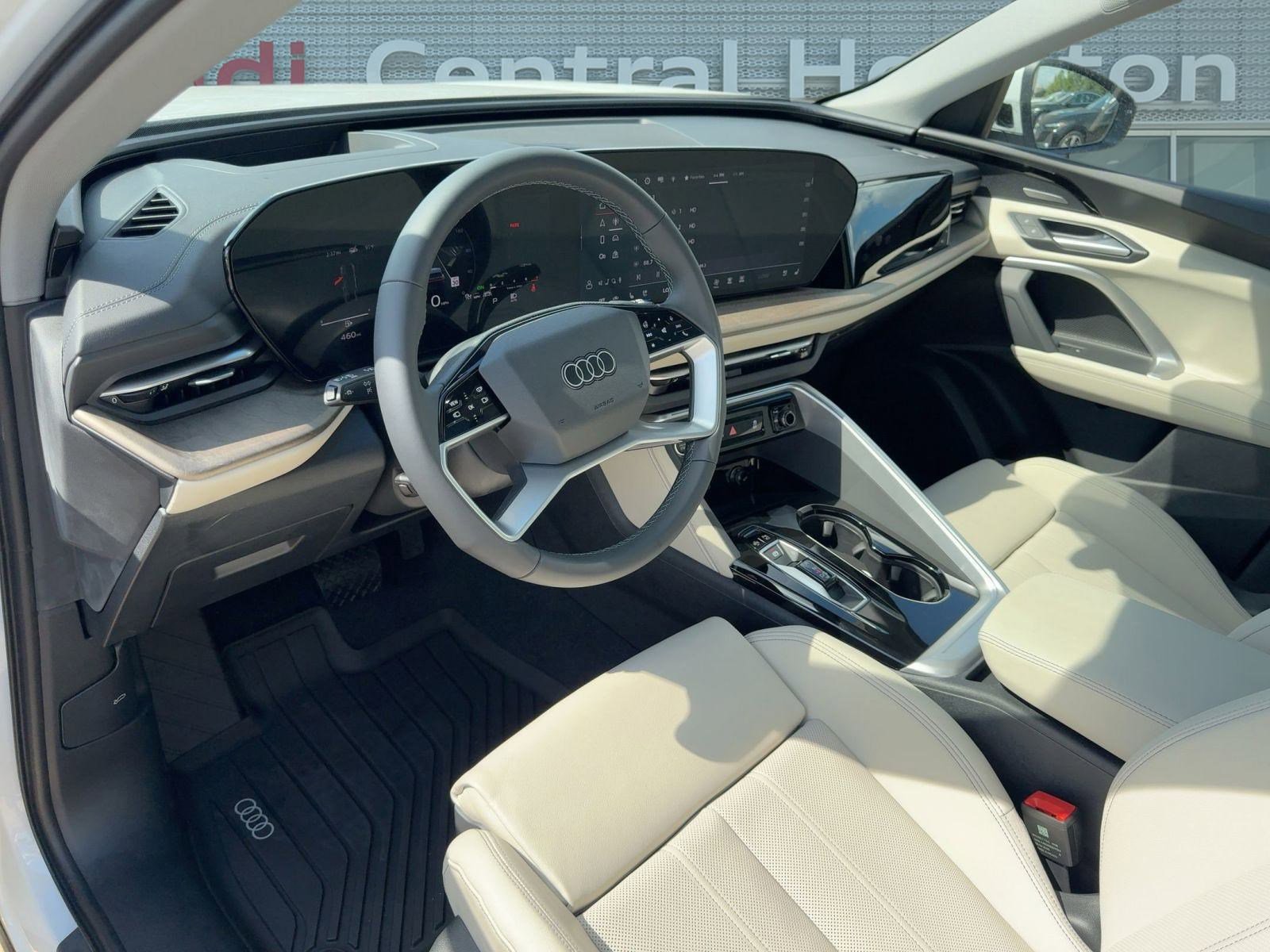 2025 Audi Q5 Premium Plus photo 4
