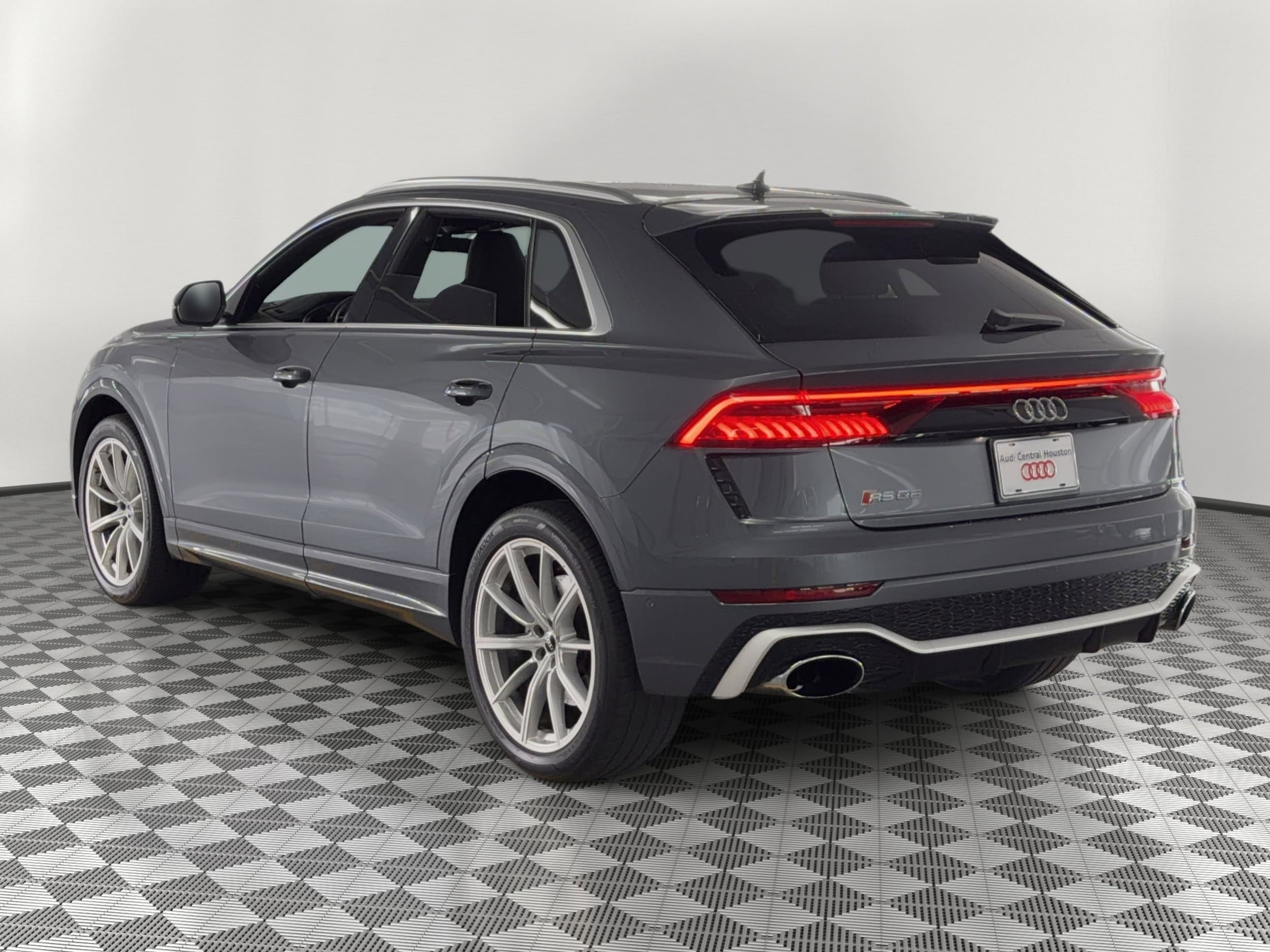 RS Q8 4.0 TFSI Quattro SUV