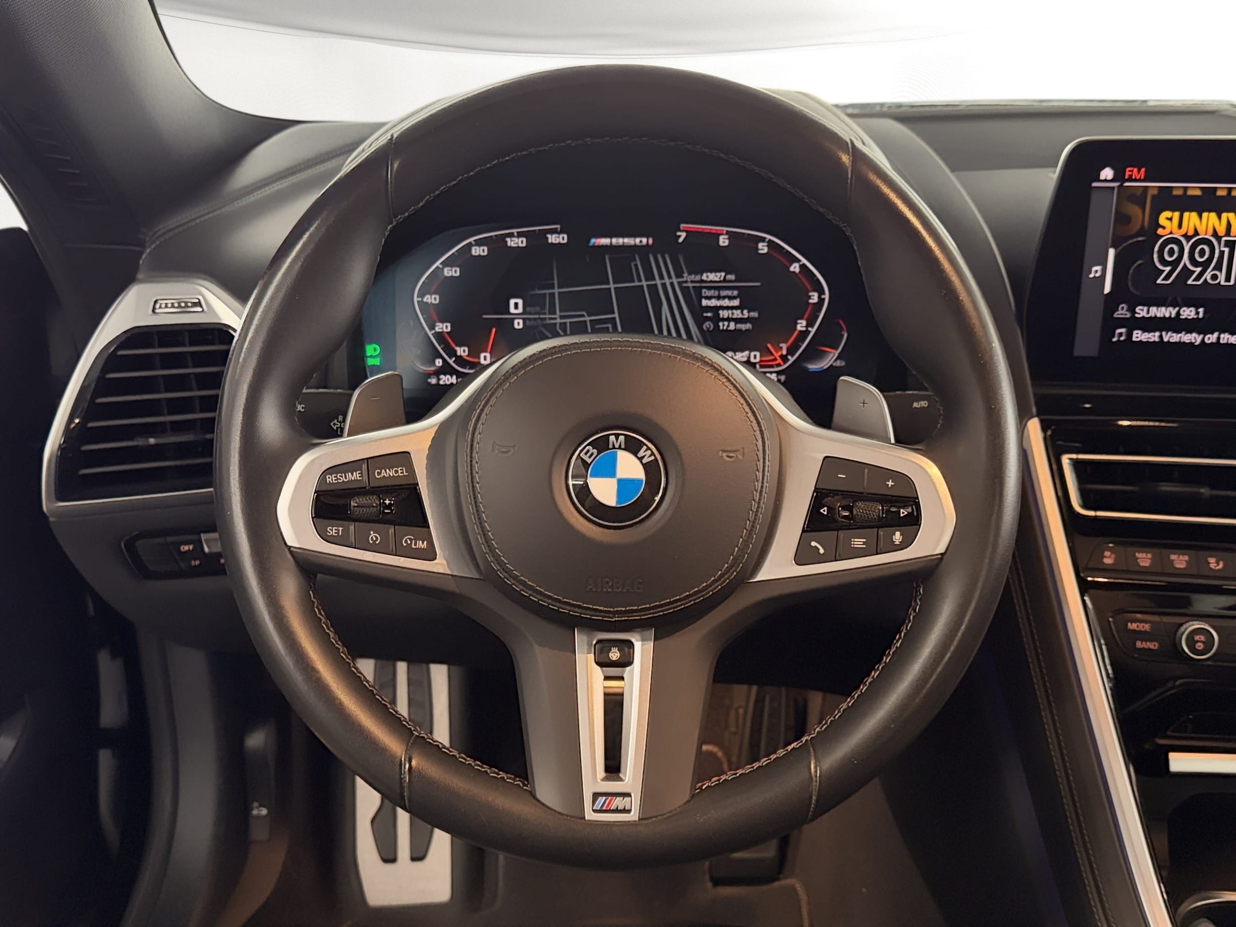 2023 BMW 8 Series M850i - Photo 20