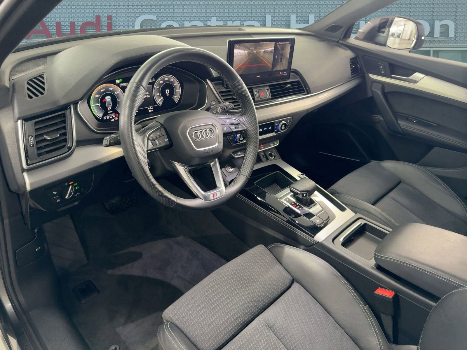 2022 Audi Q5 S line Premium Plus photo 3