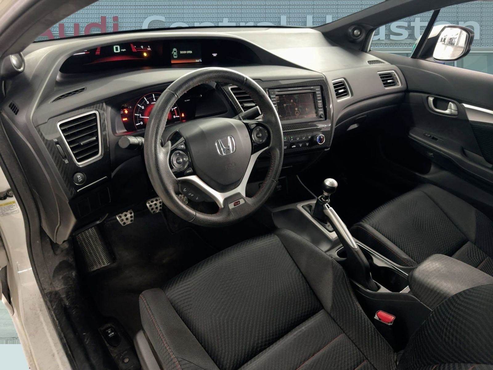 2013 Honda Civic Si photo 3