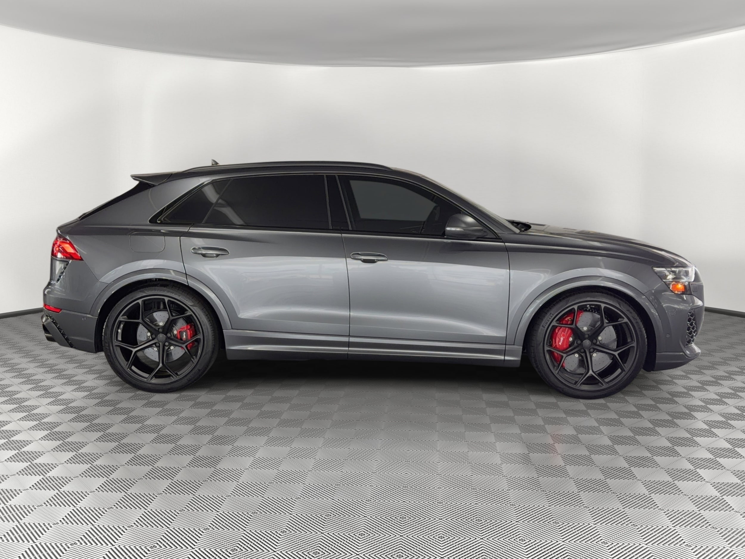 RS Q8 Performance SUV