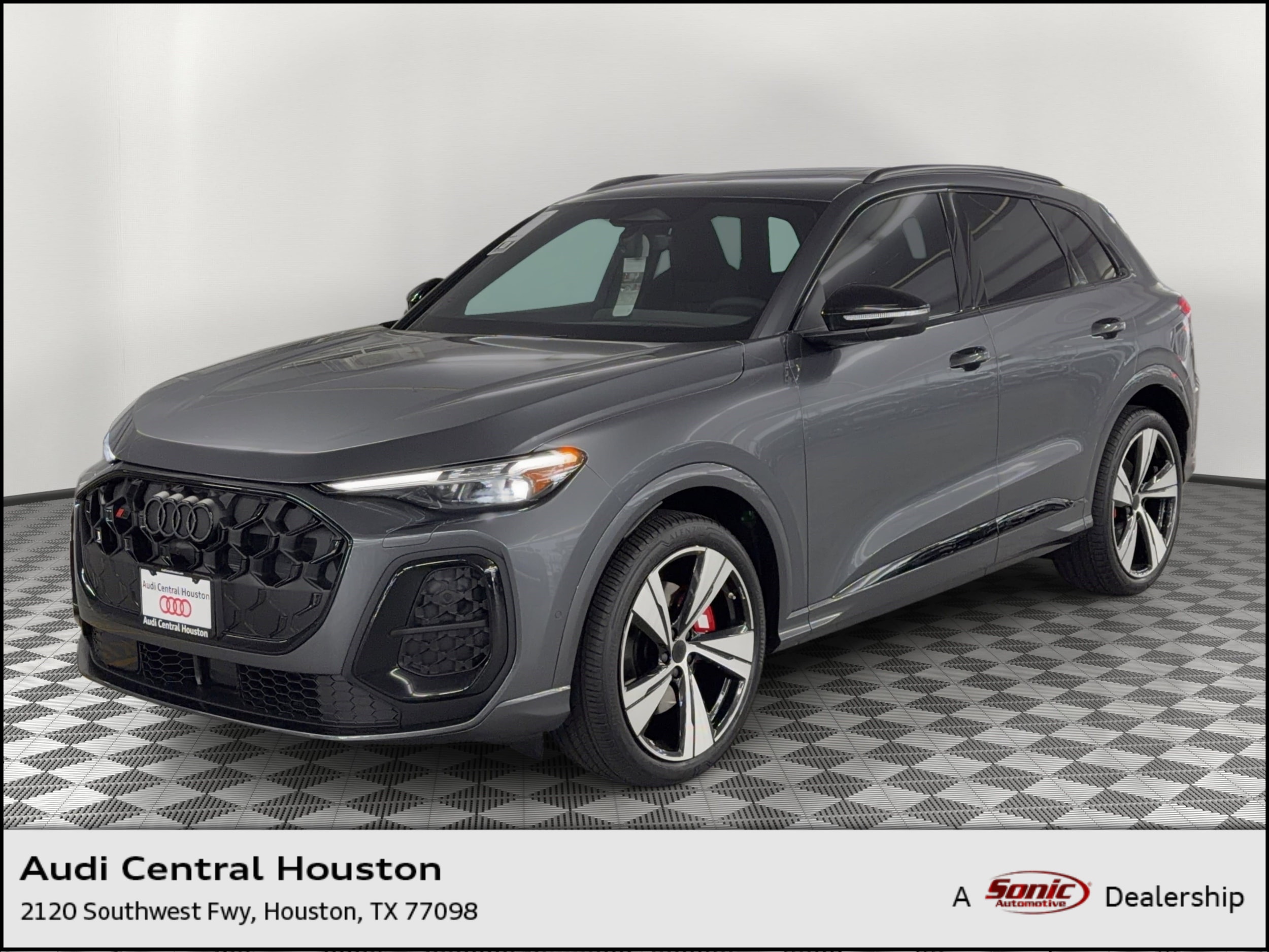 2026 Audi SQ5 Premium Plus quattro's photo