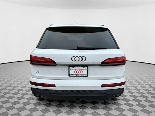 Rear Bumper Kit | AUDI Q7 2025 Rear Bumper Kit | AUDI Q7 2025