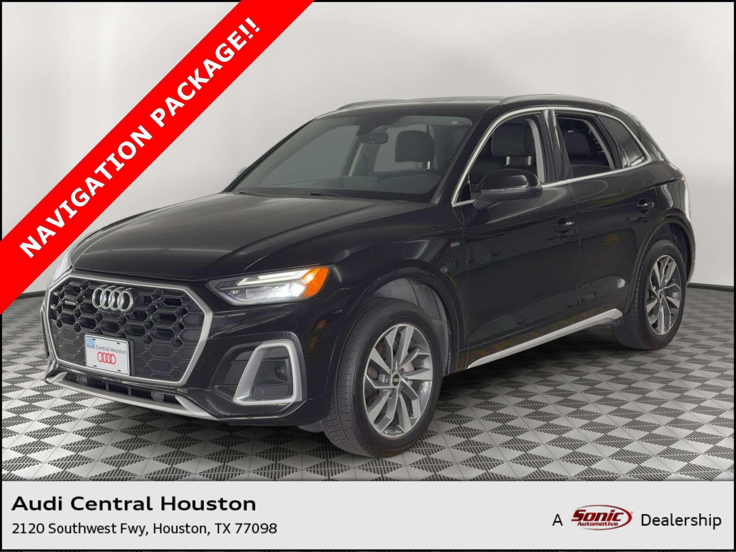 2023 Audi Q5 45 Premium Plus's photo