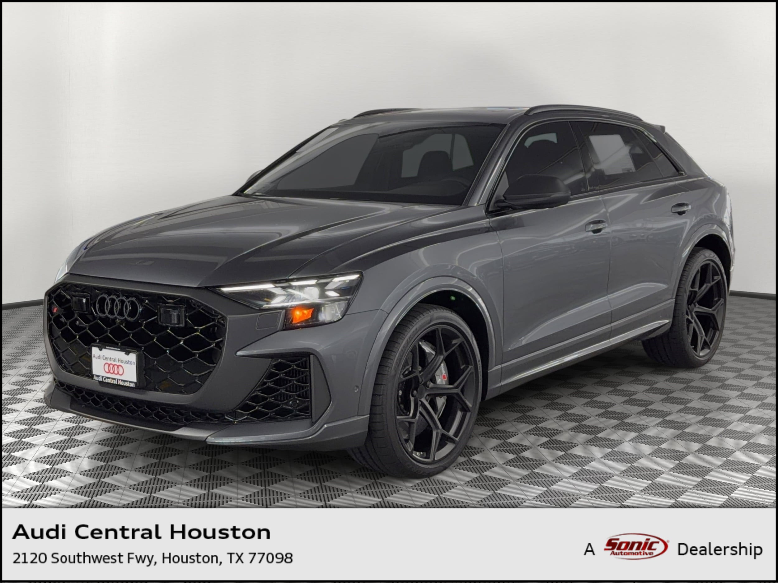 RS Q8 Performance SUV