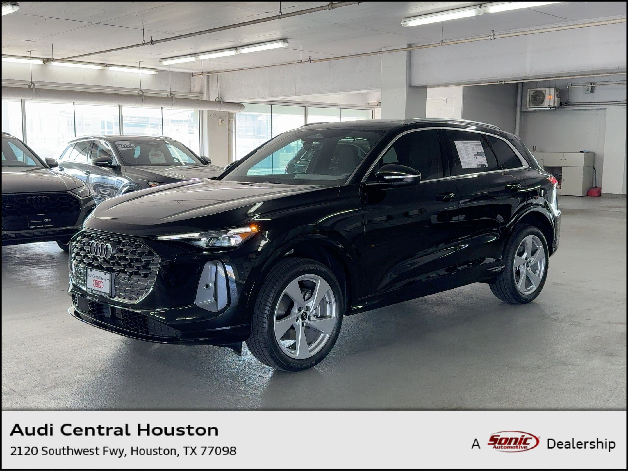 2025 Audi New Q5 Premium Plus's photo