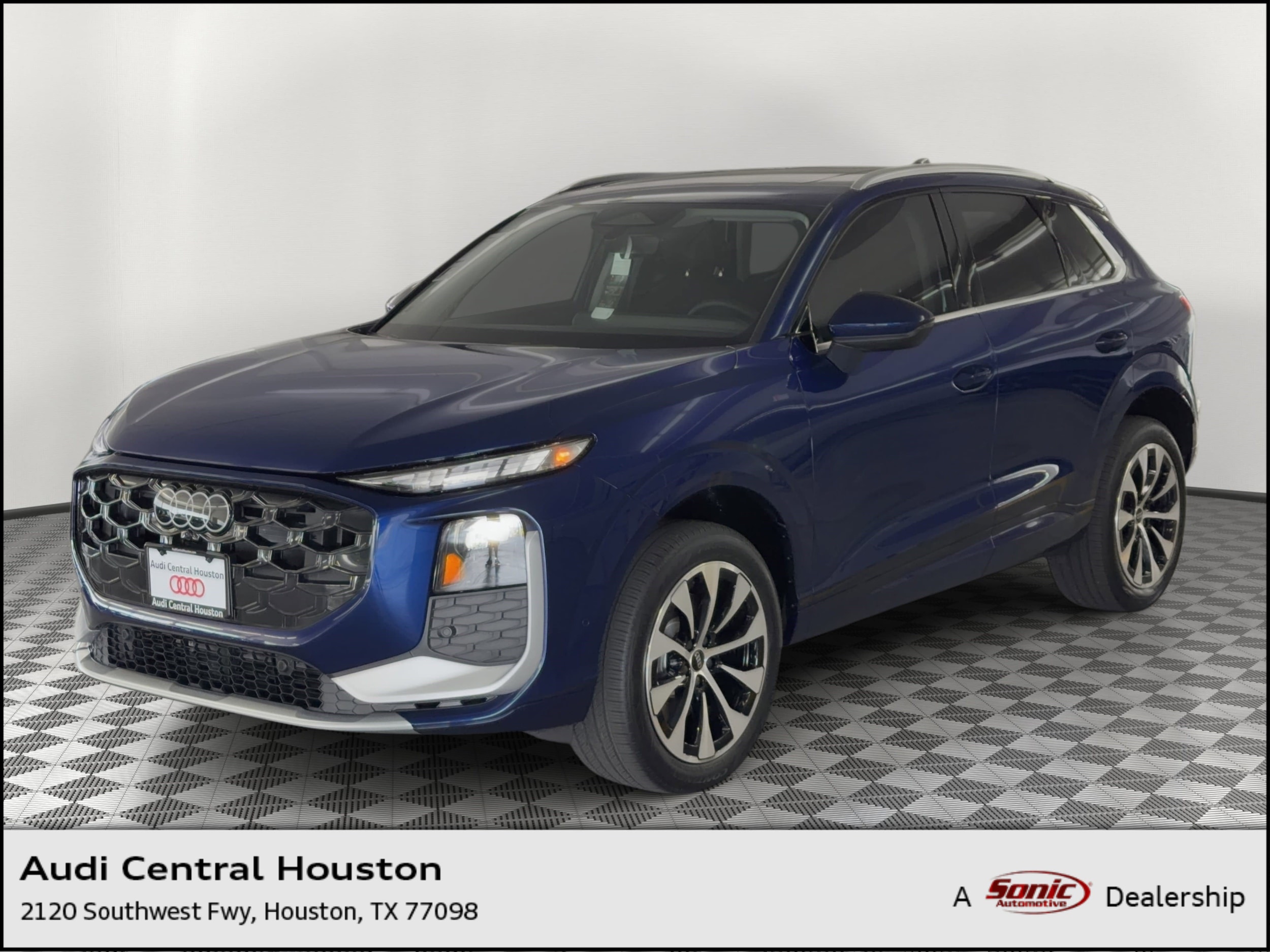 2026 Audi Q3 S line quattro's photo