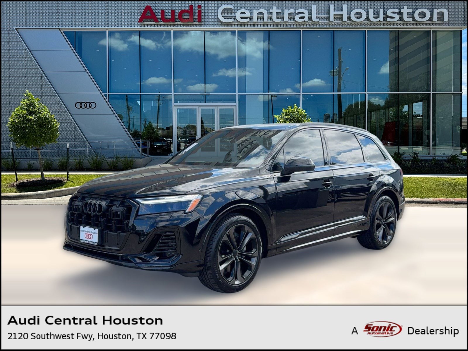 2026 Audi Q7 Premium Plus's photo