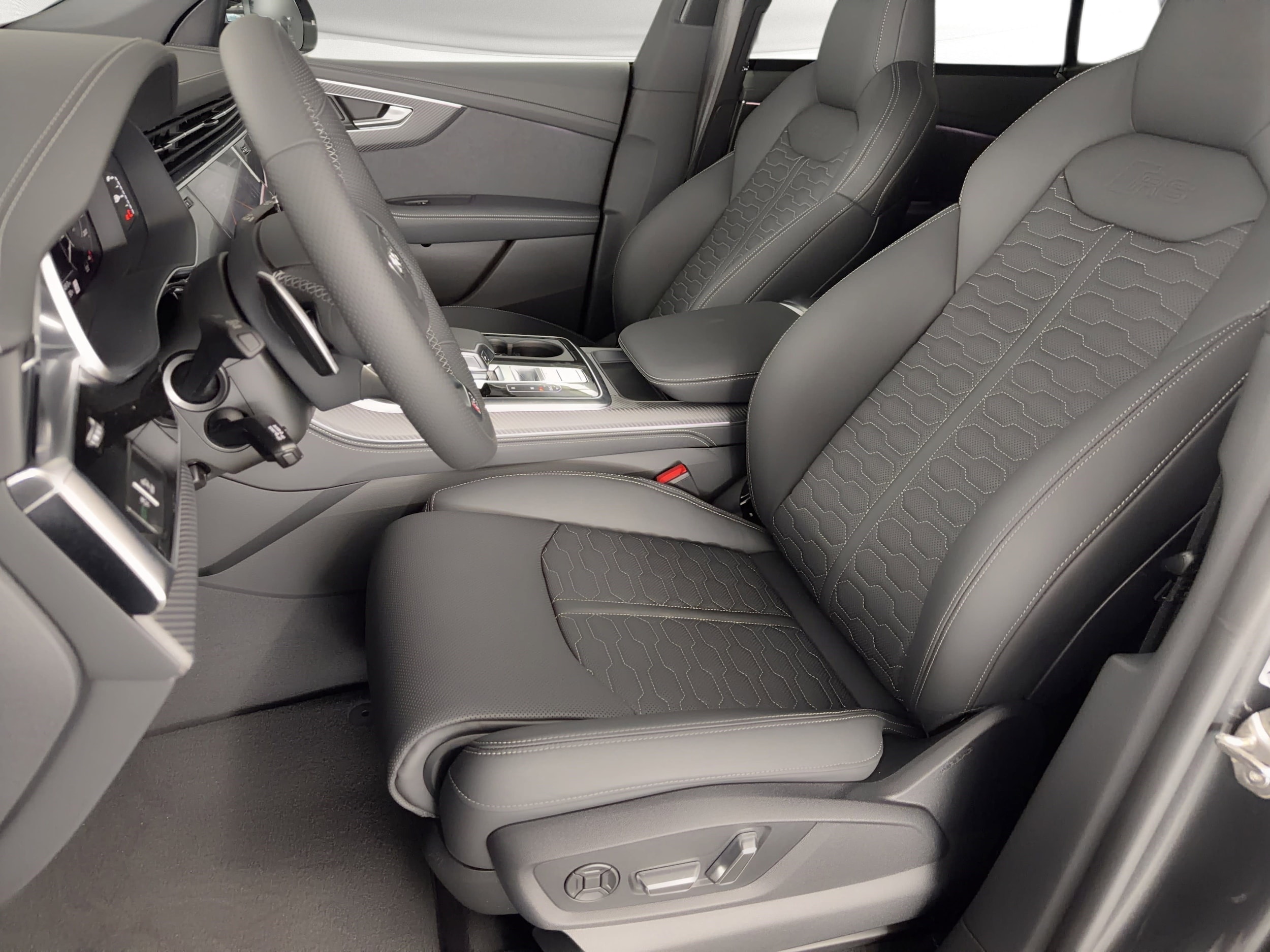 RS Q8 Performance SUV