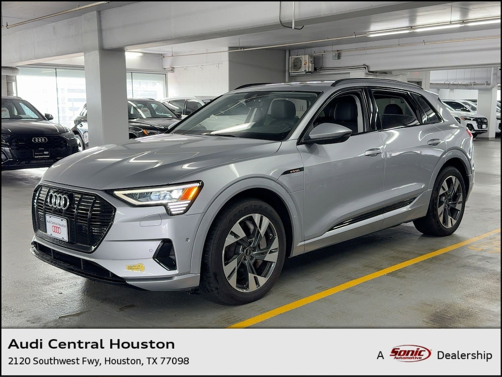 Used 2022 Audi e-tron Premium SUV