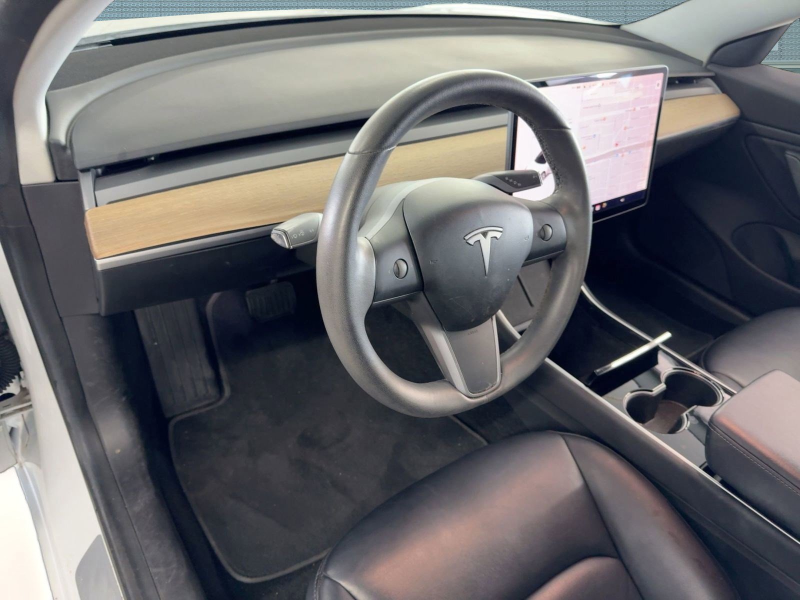 2019 Tesla Model 3 Long Range photo 2