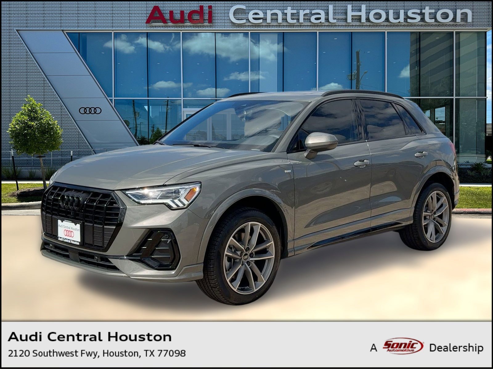 2025 Audi Q3 S Line Premium's photo