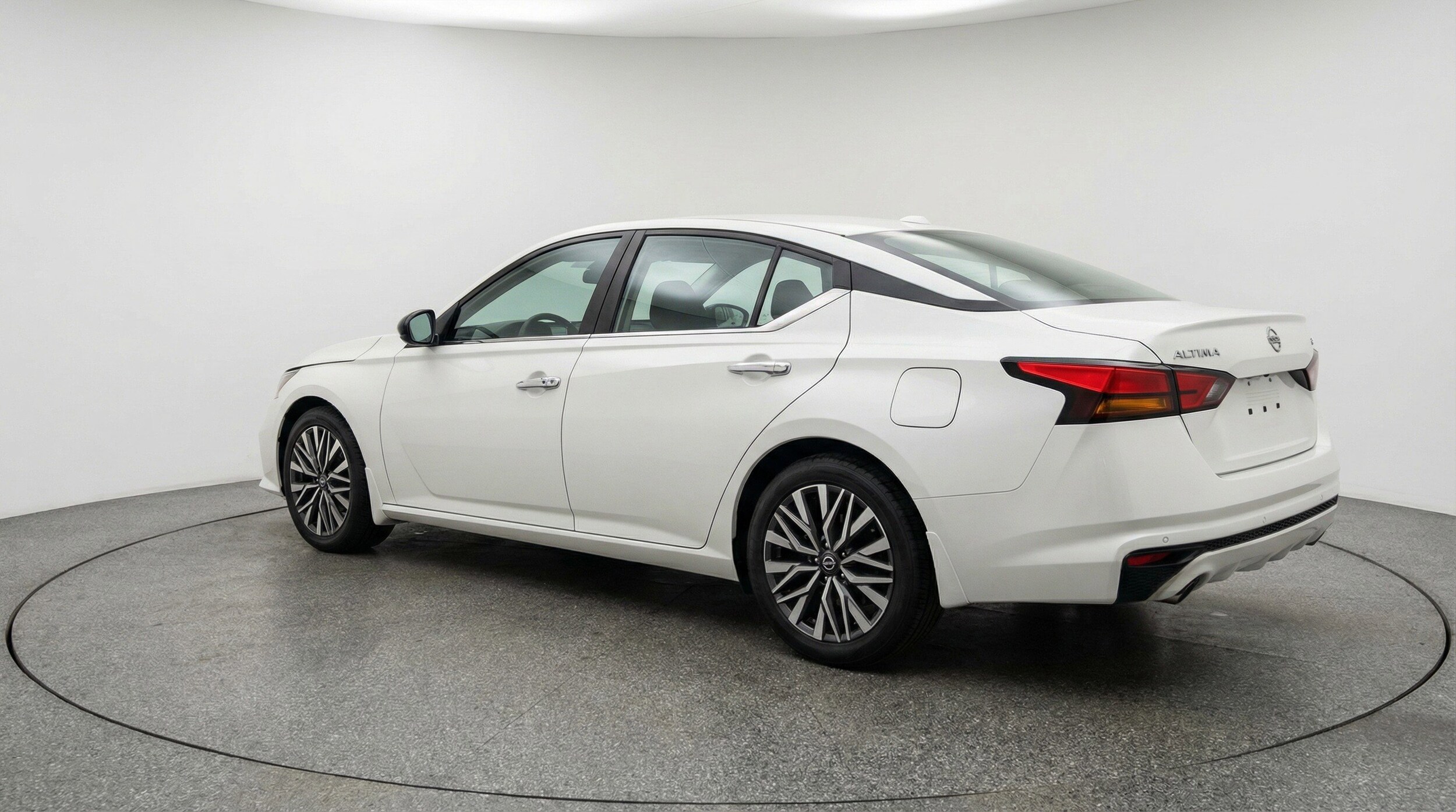 Thumbnail: 2025 Nissan Altima - 6