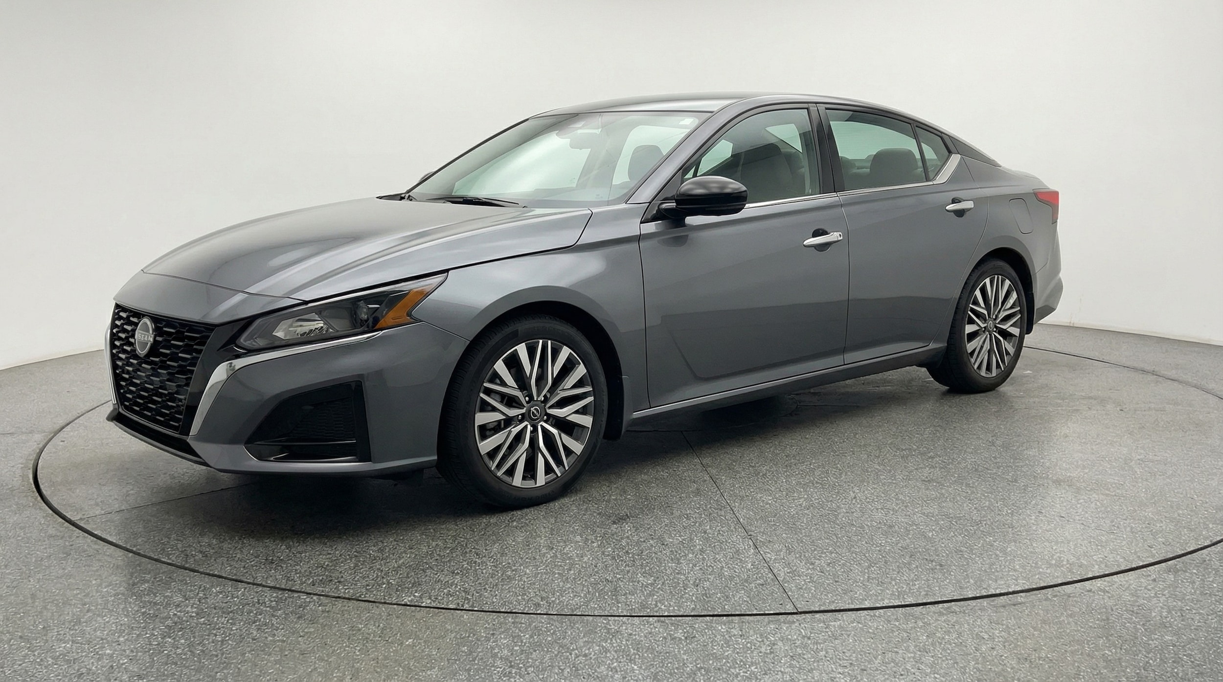 Thumbnail: 2025 Nissan Altima - 3