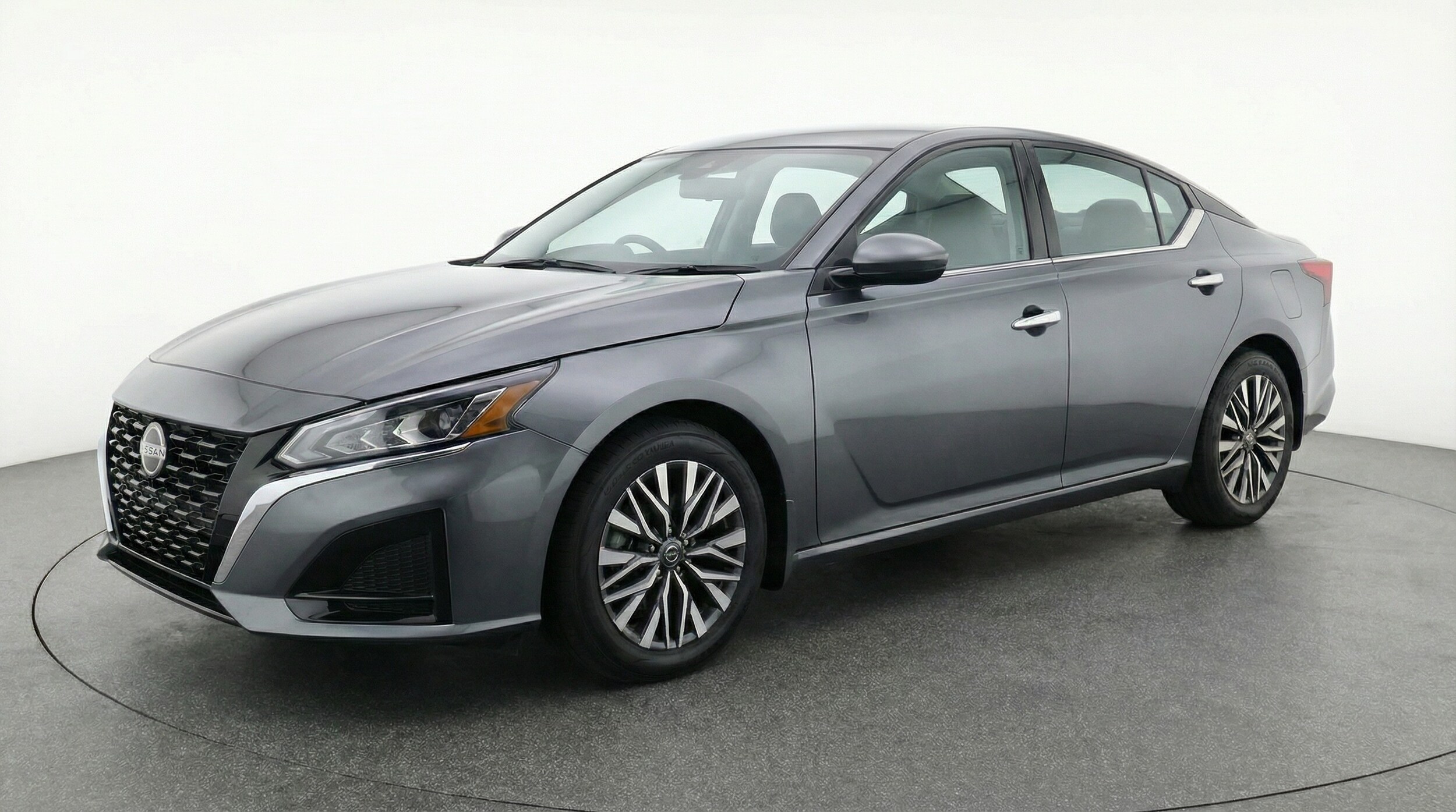 Thumbnail: 2025 Nissan Altima - 3