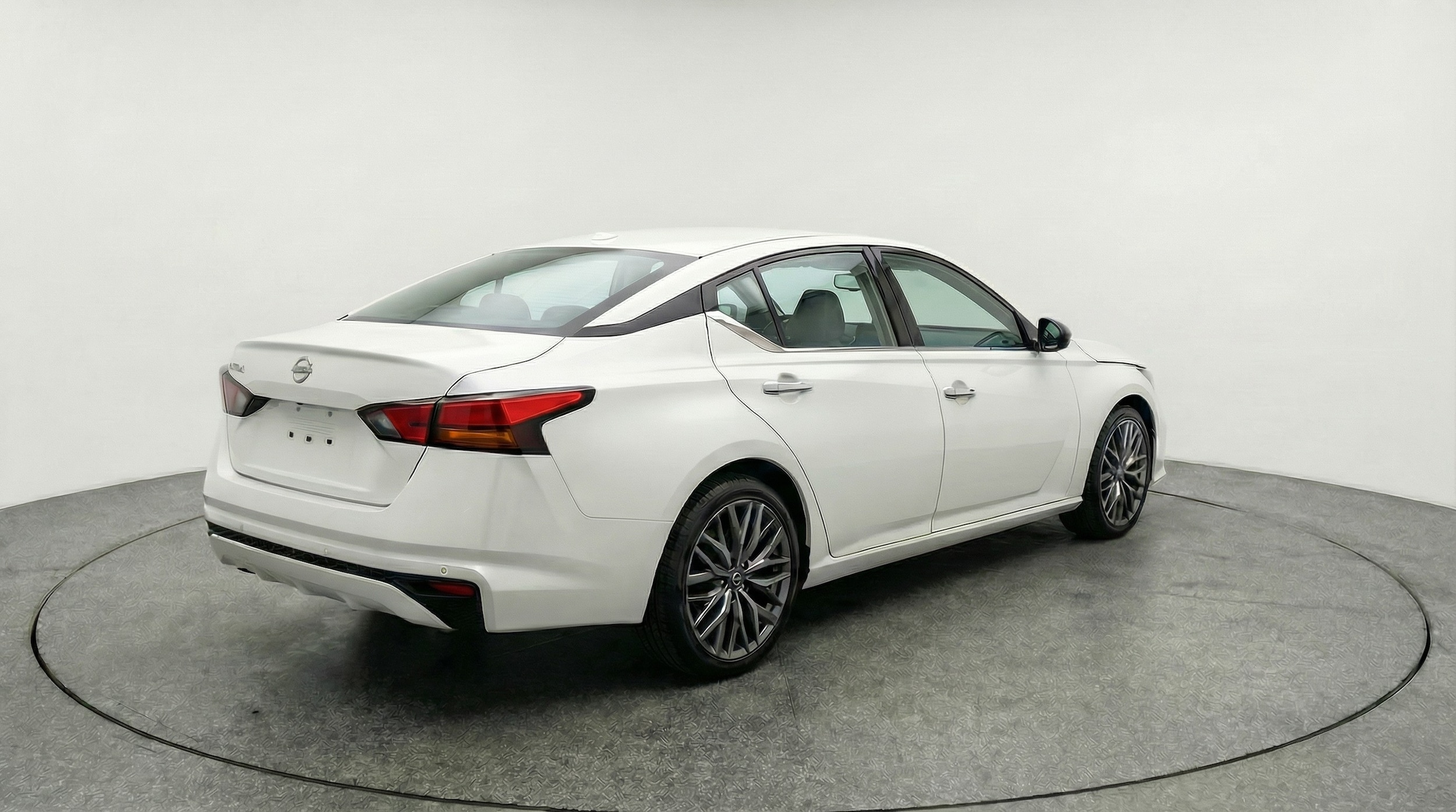 Thumbnail: 2025 Nissan Altima - 7