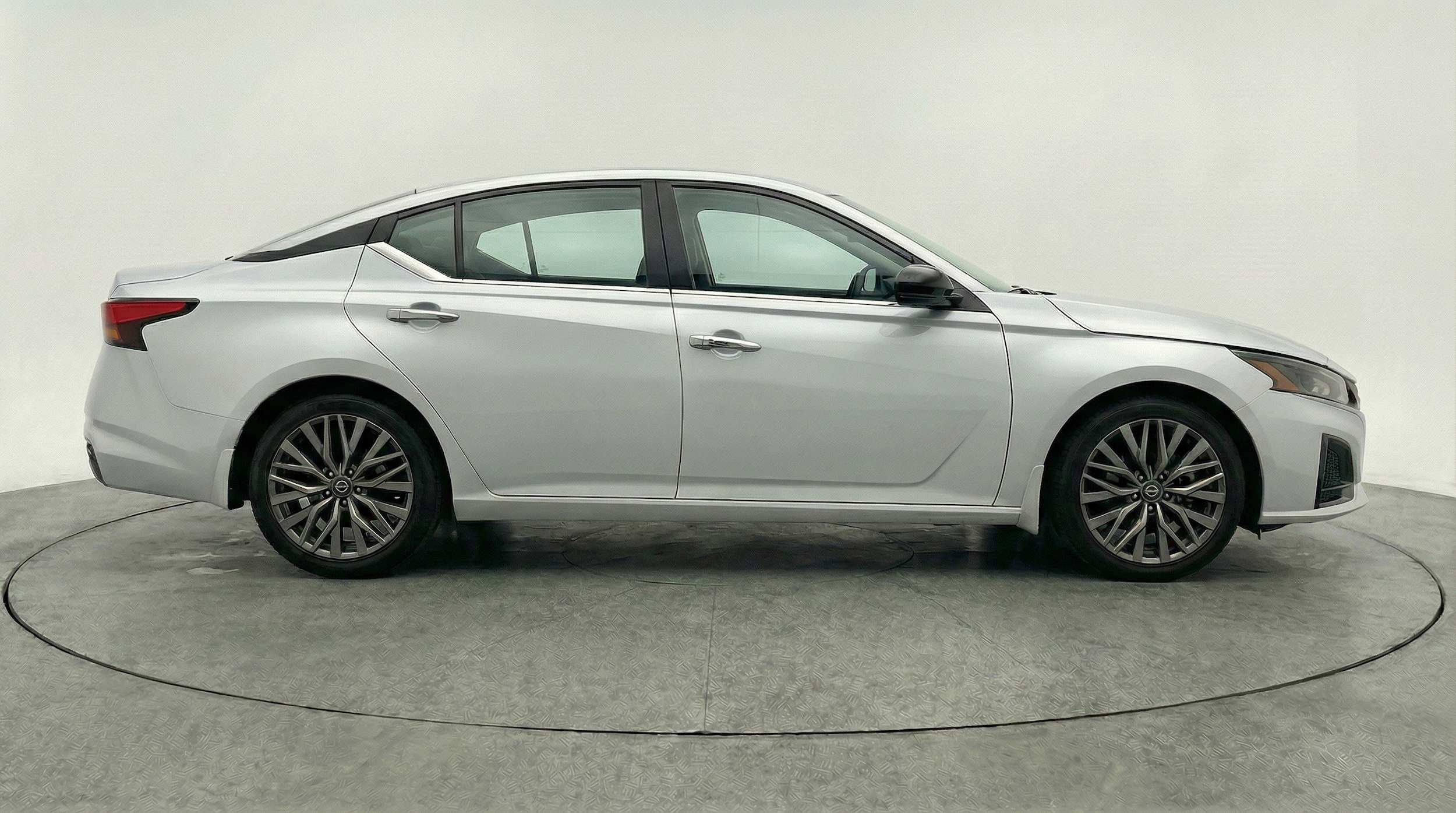 Thumbnail: 2025 Nissan Altima - 11