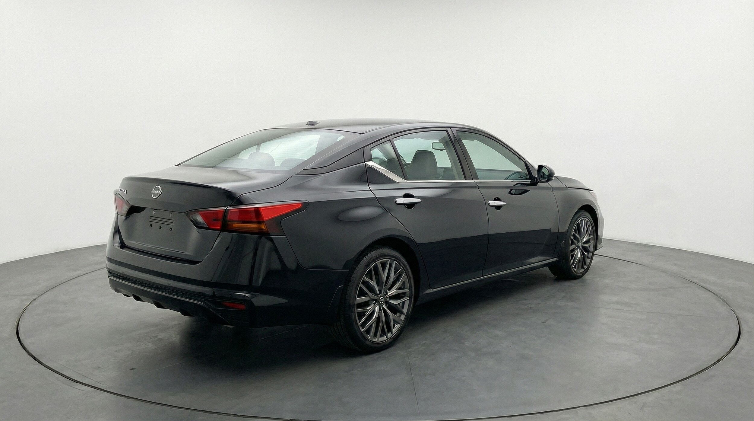 Thumbnail: 2025 Nissan Altima - 7