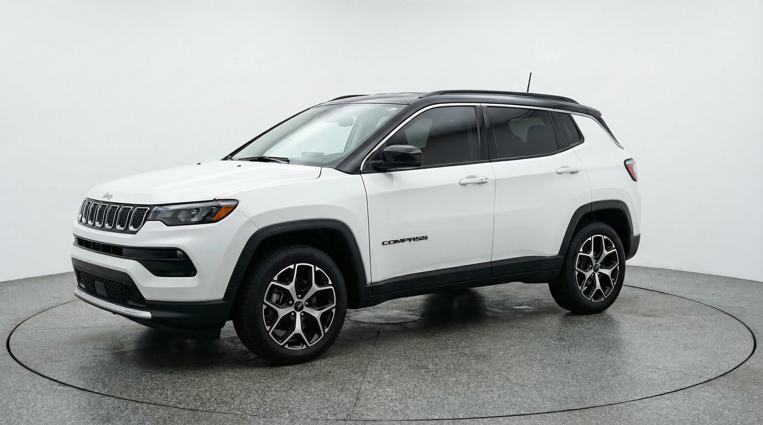 Thumbnail: 2025 Jeep Compass - 3