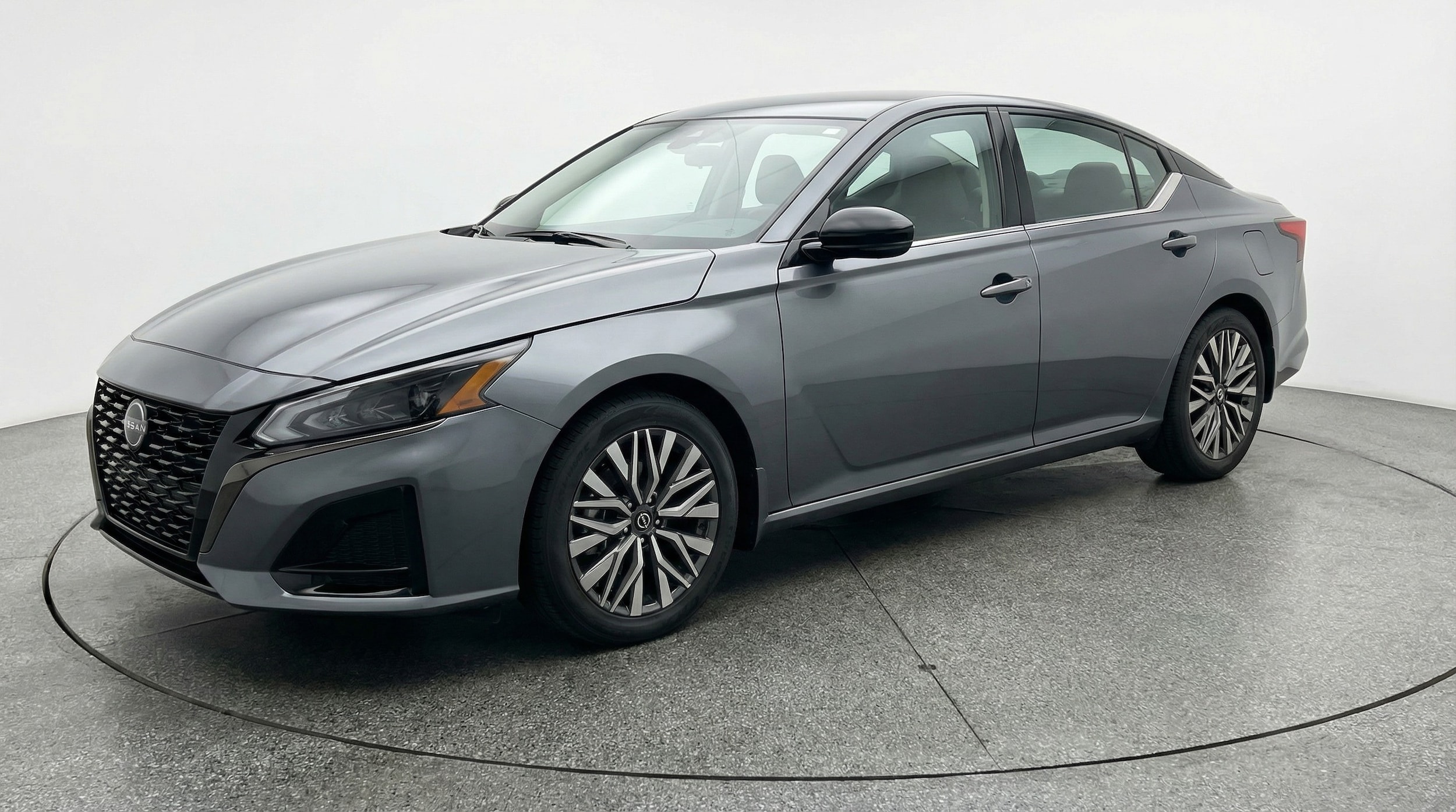 Thumbnail: 2025 Nissan Altima - 3