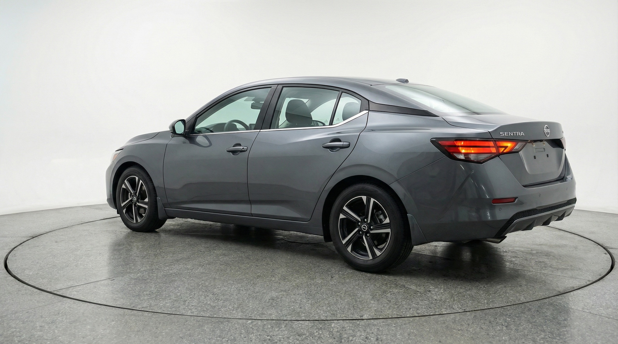 Thumbnail: 2025 Nissan Sentra - 5