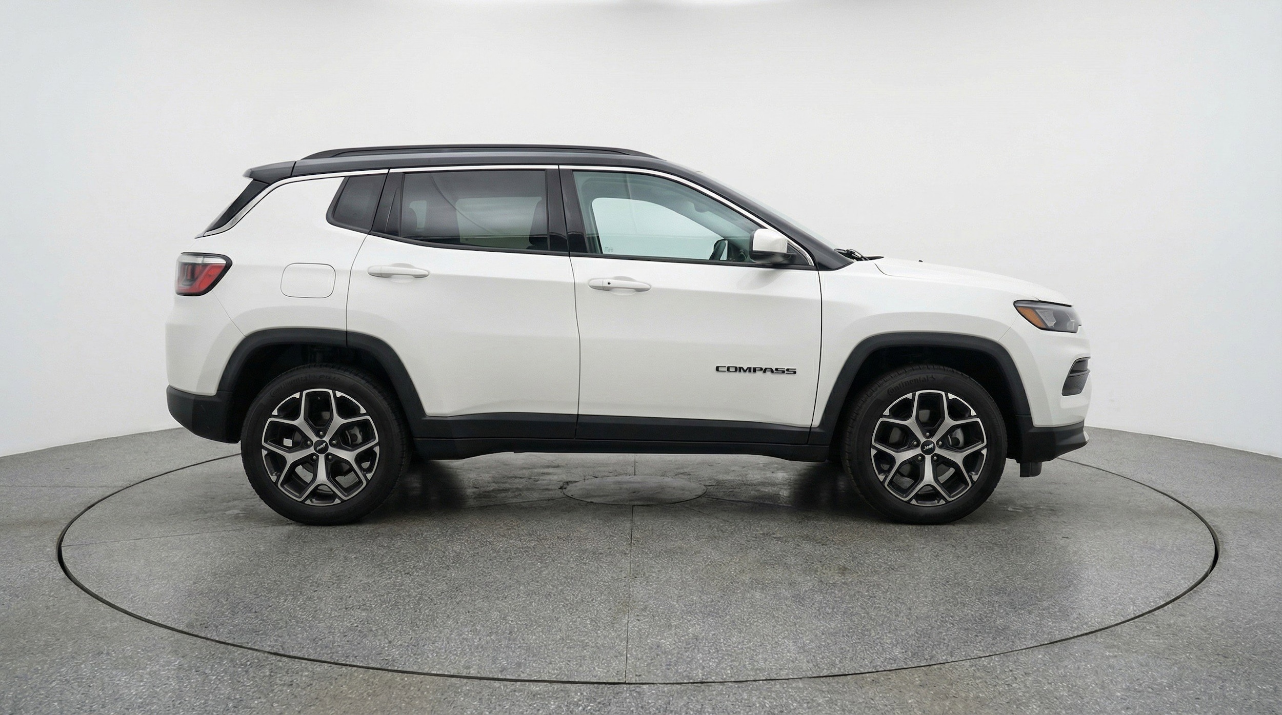 Thumbnail: 2025 Jeep Compass - 11