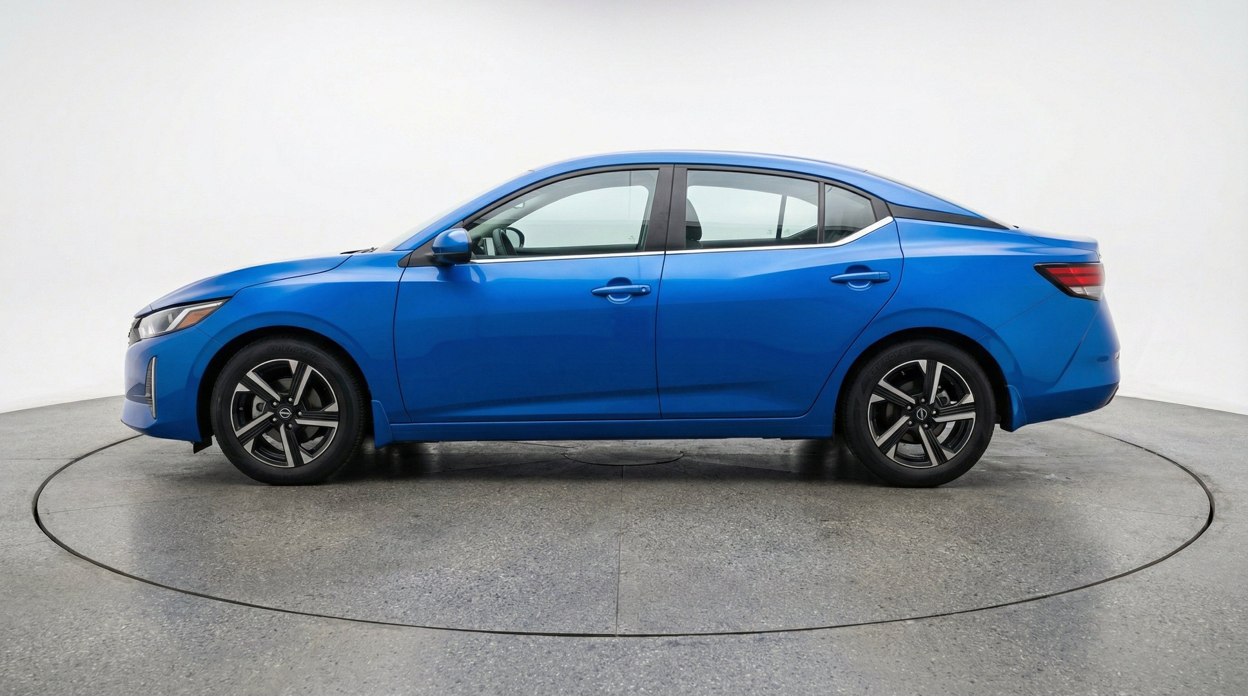 Thumbnail: 2025 Nissan Sentra - 5
