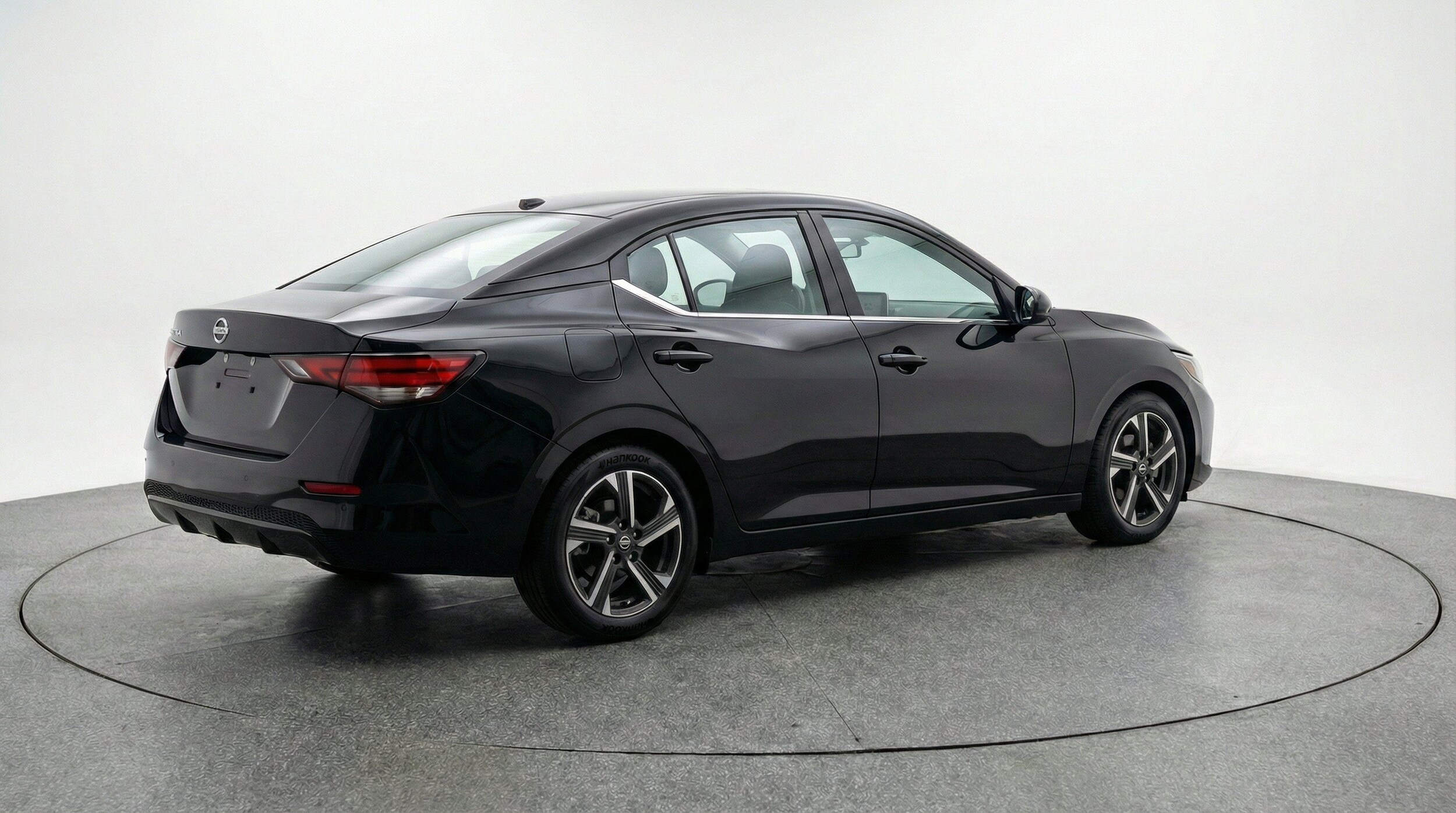 Thumbnail: 2025 Nissan Sentra - 9