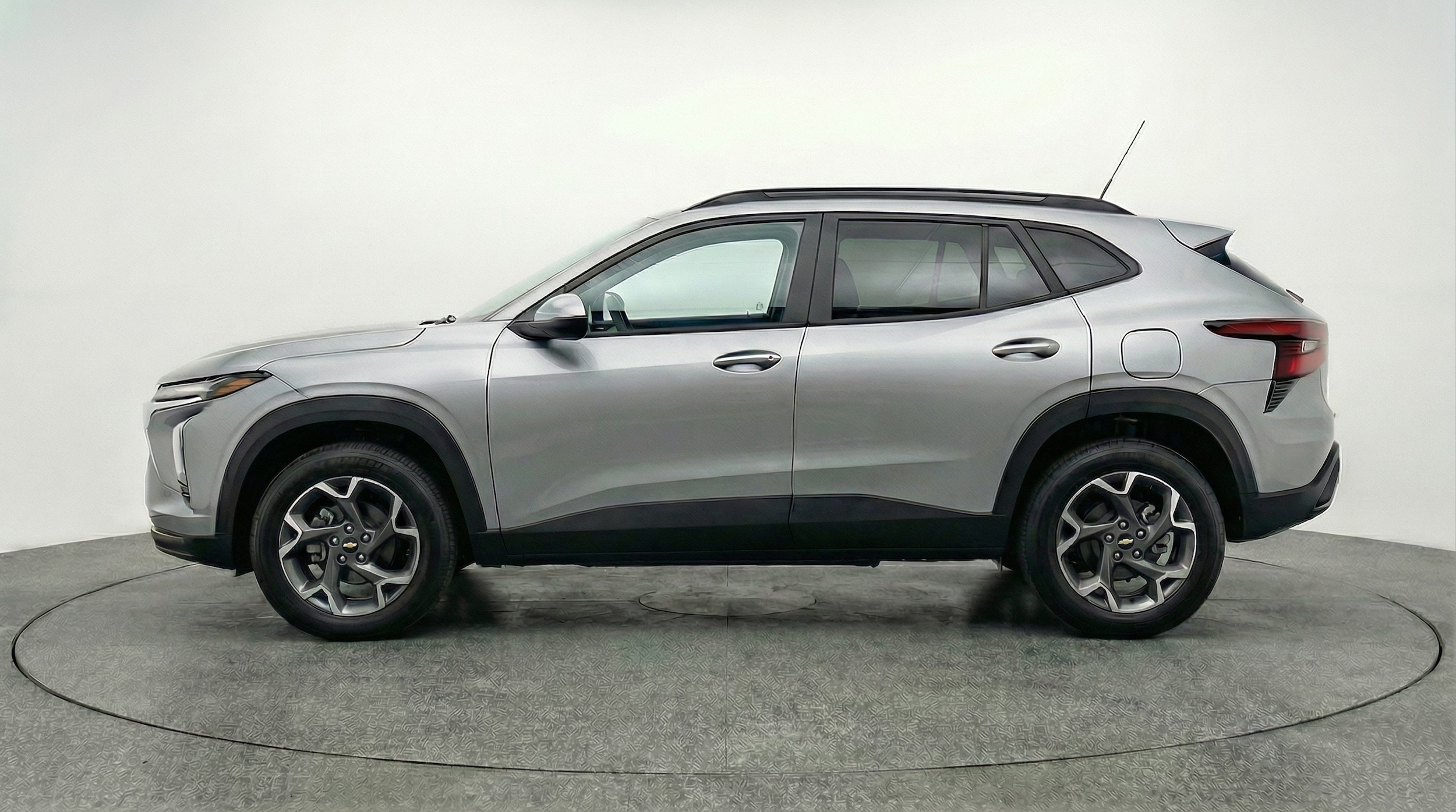 Thumbnail: 2025 Chevrolet Trax - 4