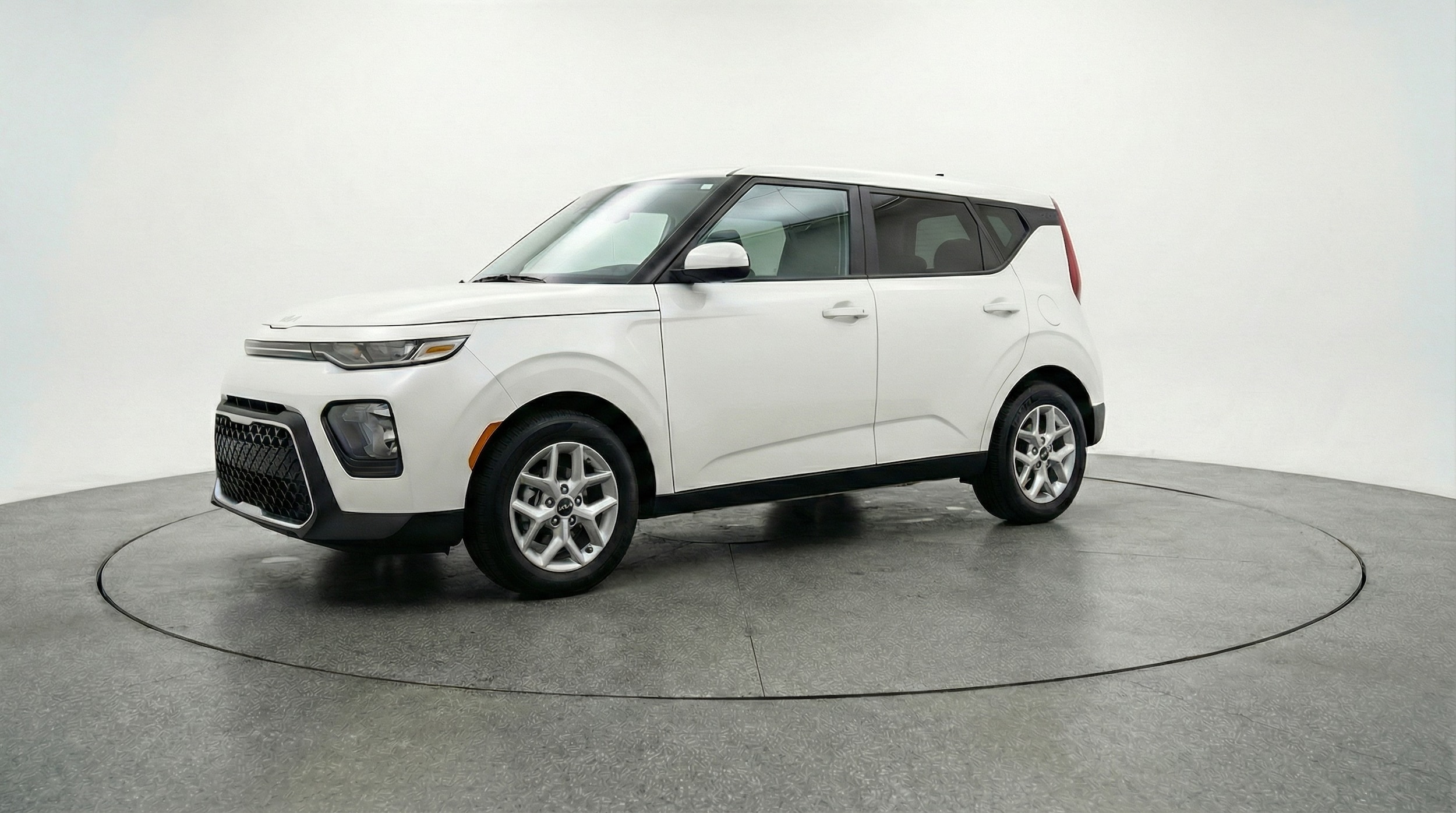 Thumbnail: 2025 Kia Soul - 3