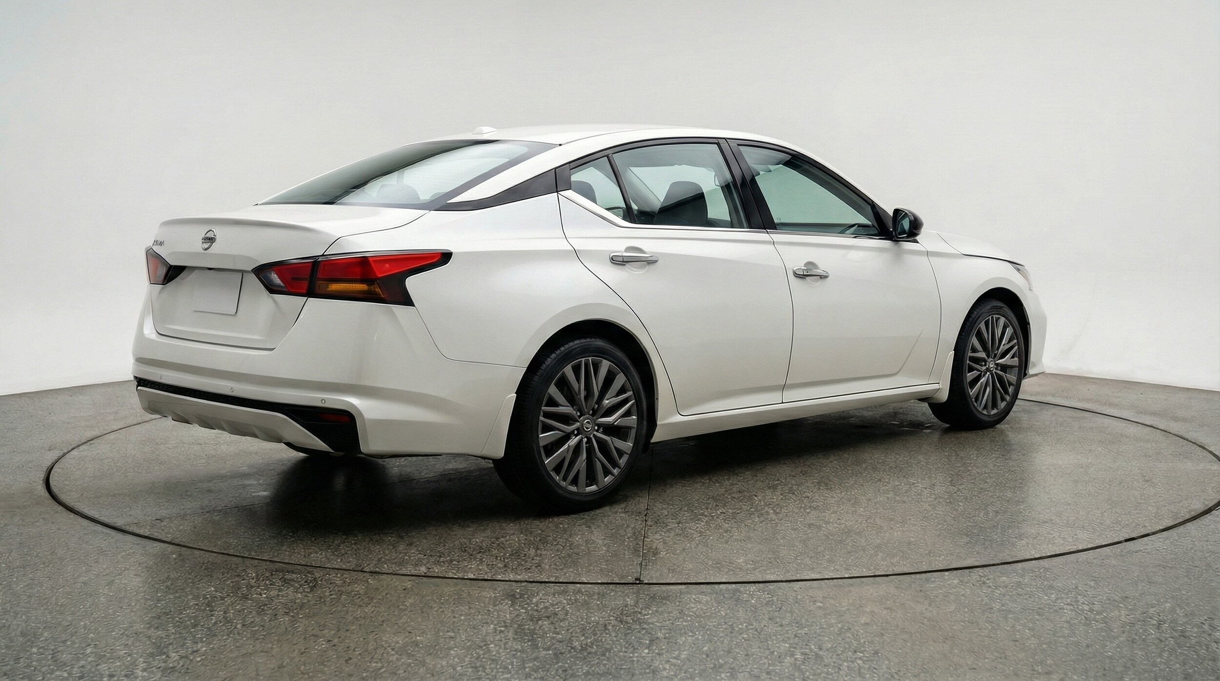 Thumbnail: 2025 Nissan Altima - 7