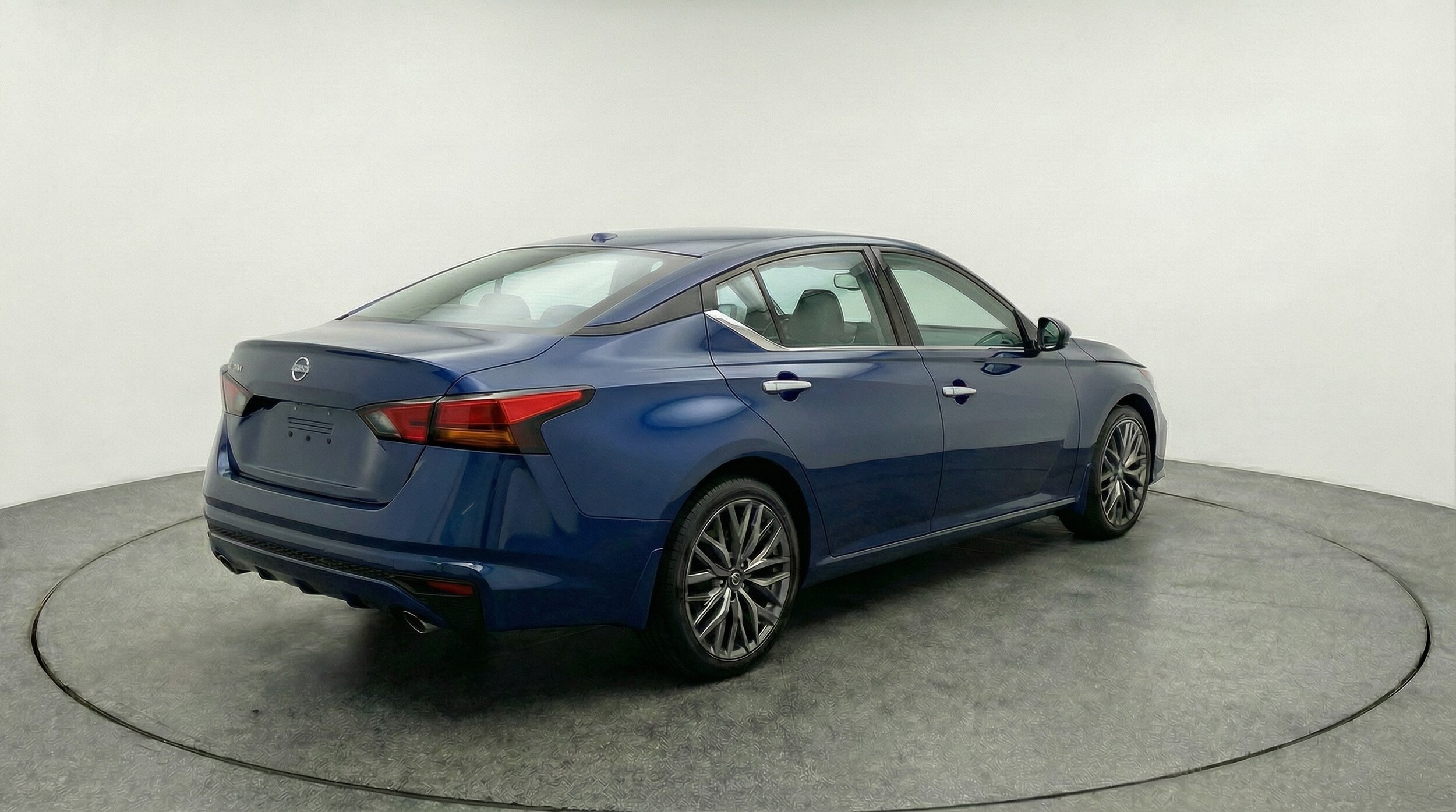 Thumbnail: 2025 Nissan Altima - 7