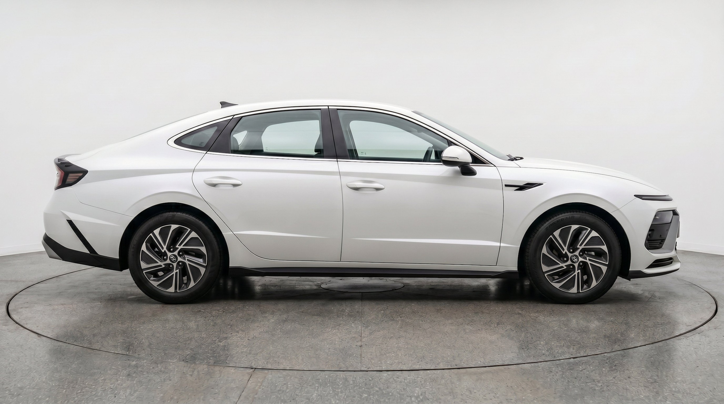 Thumbnail: 2026 Hyundai Sonata - 11