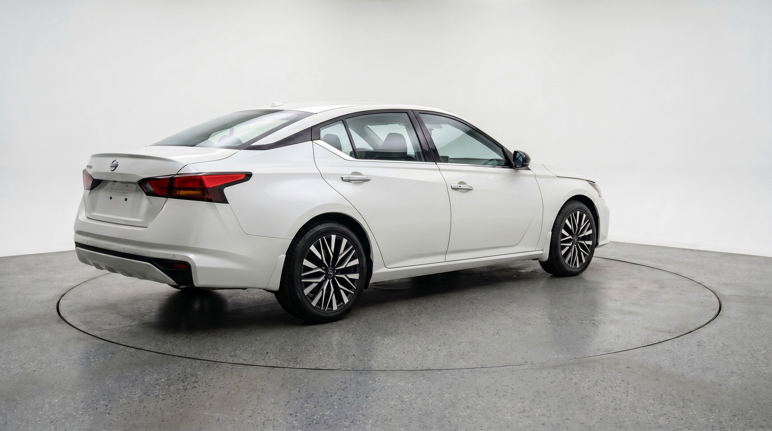 Thumbnail: 2025 Nissan Altima - 9