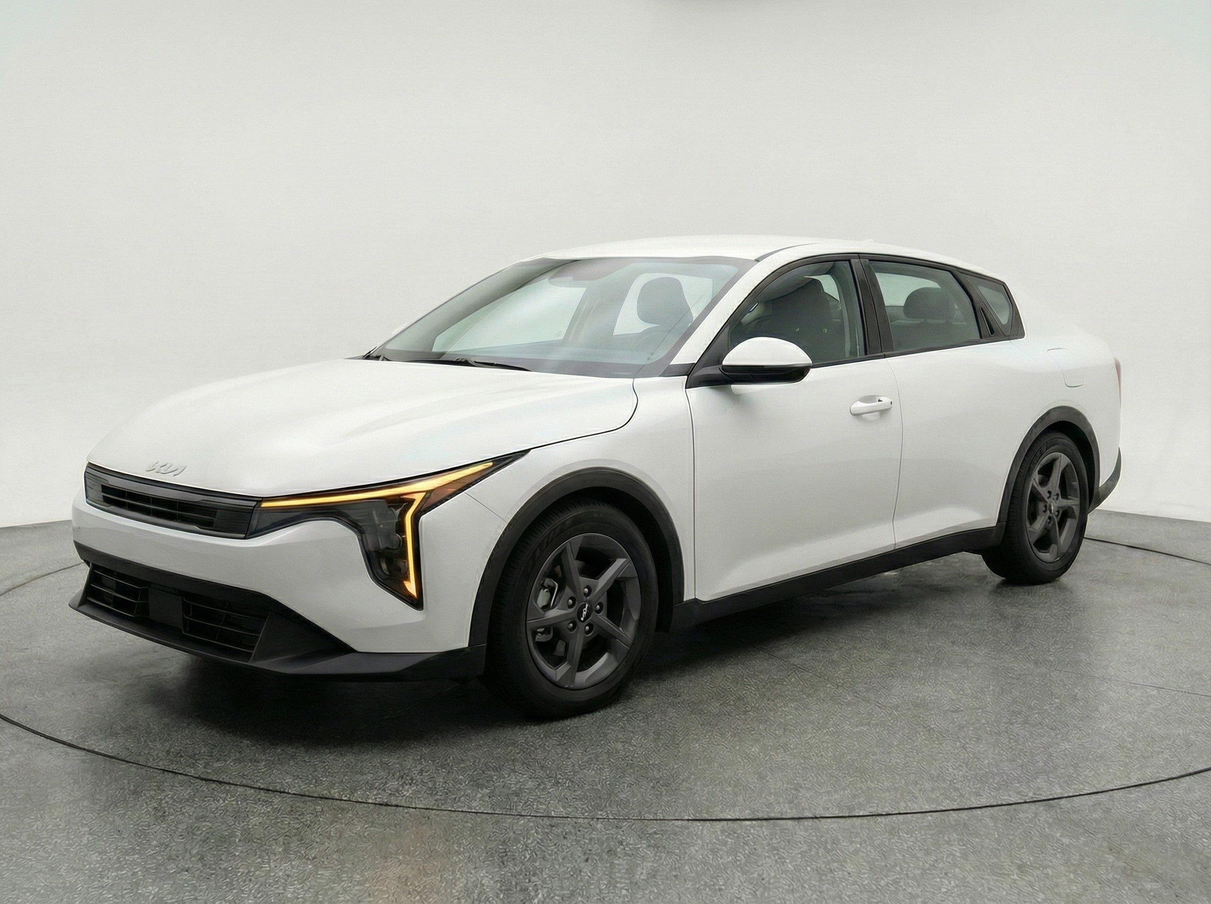 Thumbnail: 2025 Kia K4 - 3