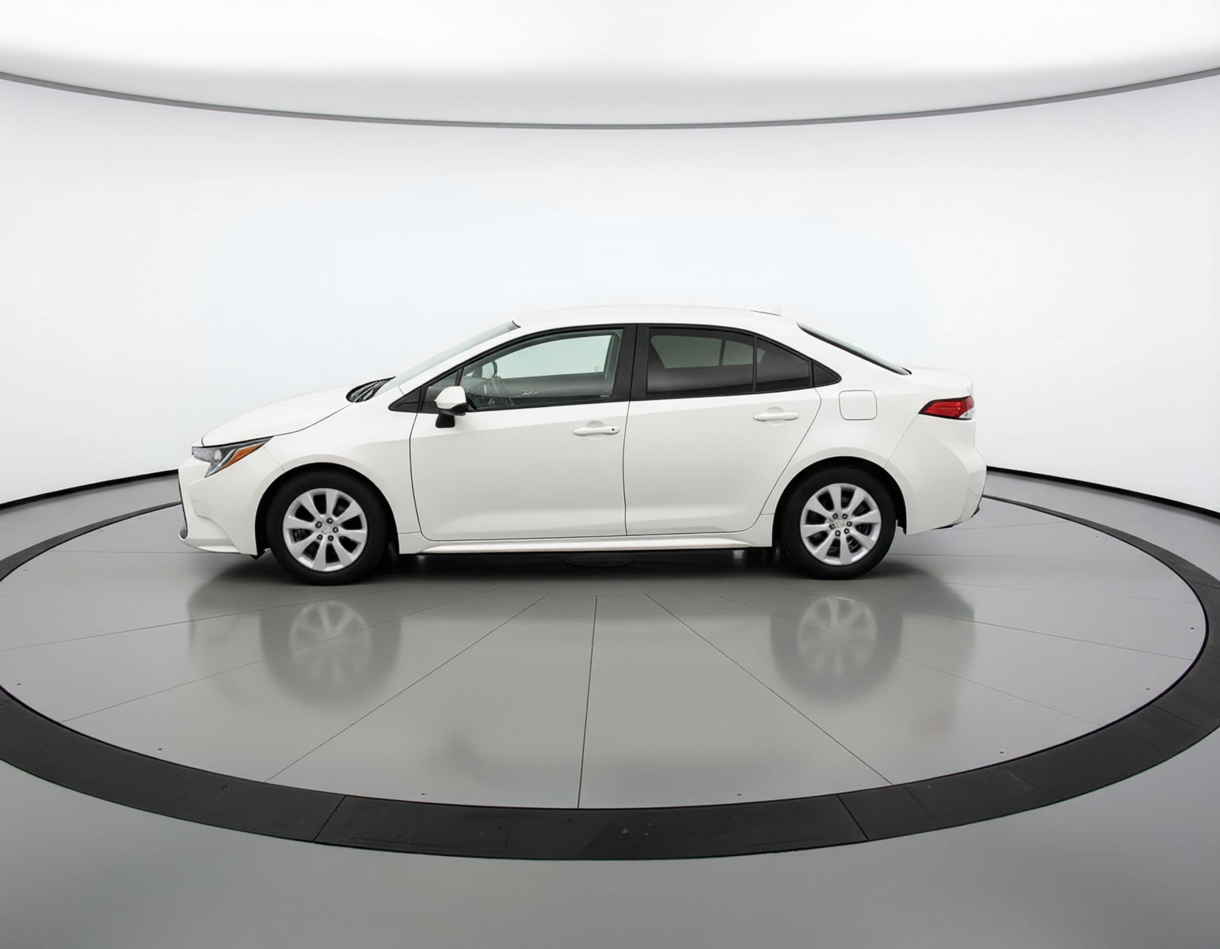 Thumbnail: 2025 Toyota Corolla - 5