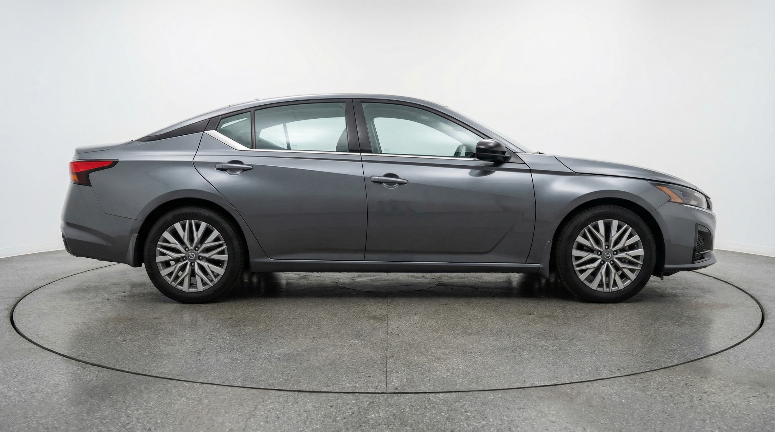 Thumbnail: 2025 Nissan Altima - 8