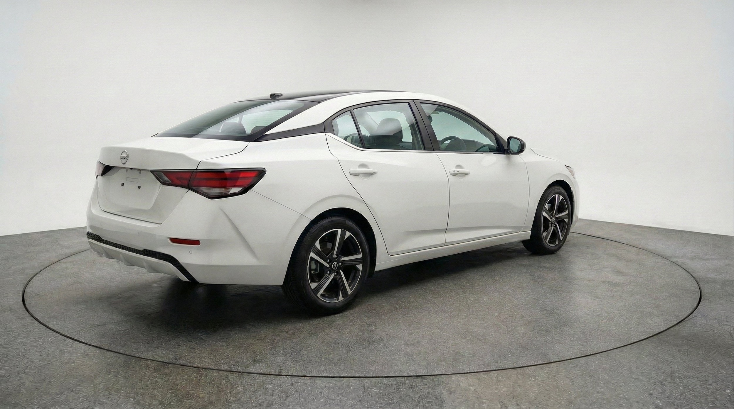 Thumbnail: 2025 Nissan Sentra - 9