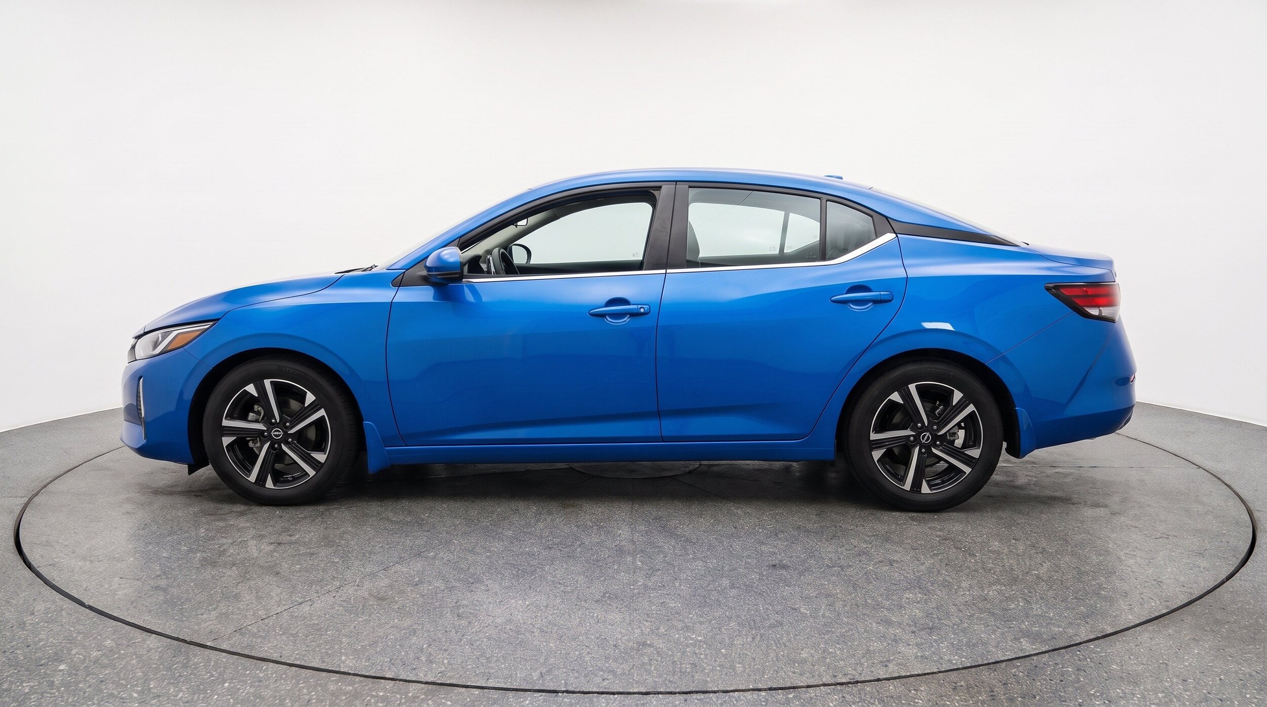 Thumbnail: 2025 Nissan Sentra - 5